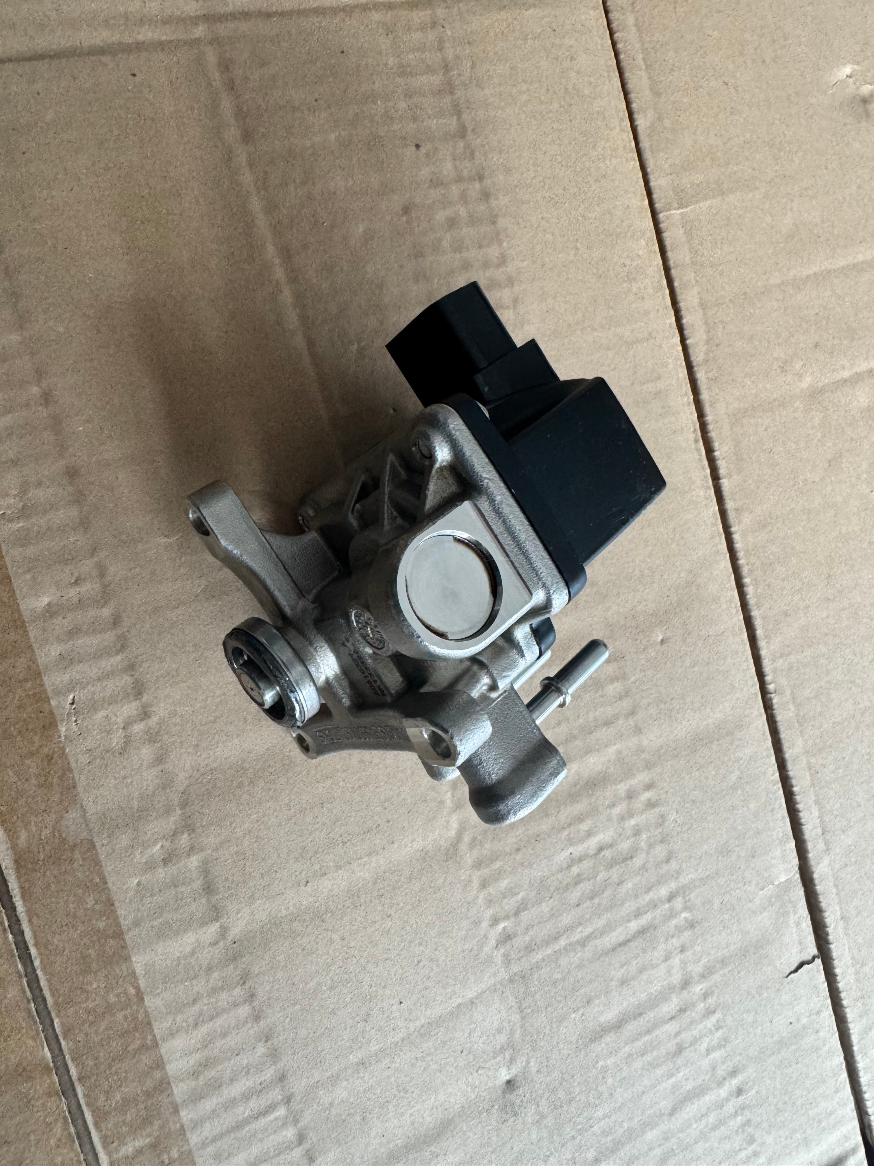 5506856 A061L204 A056Y965 Urea Metering Injection Valve OEM
