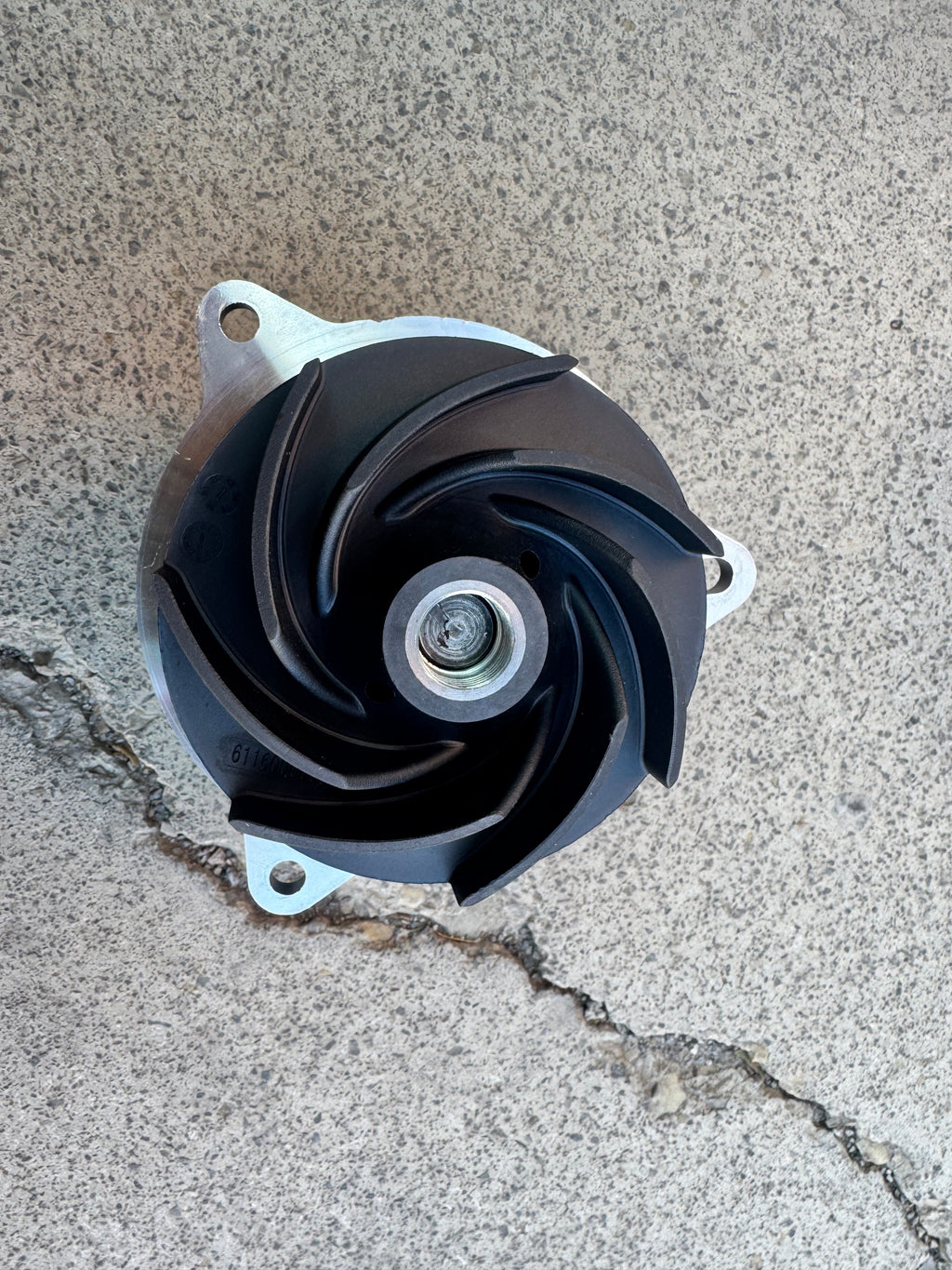 611600060010 Engine Water Pump OEM