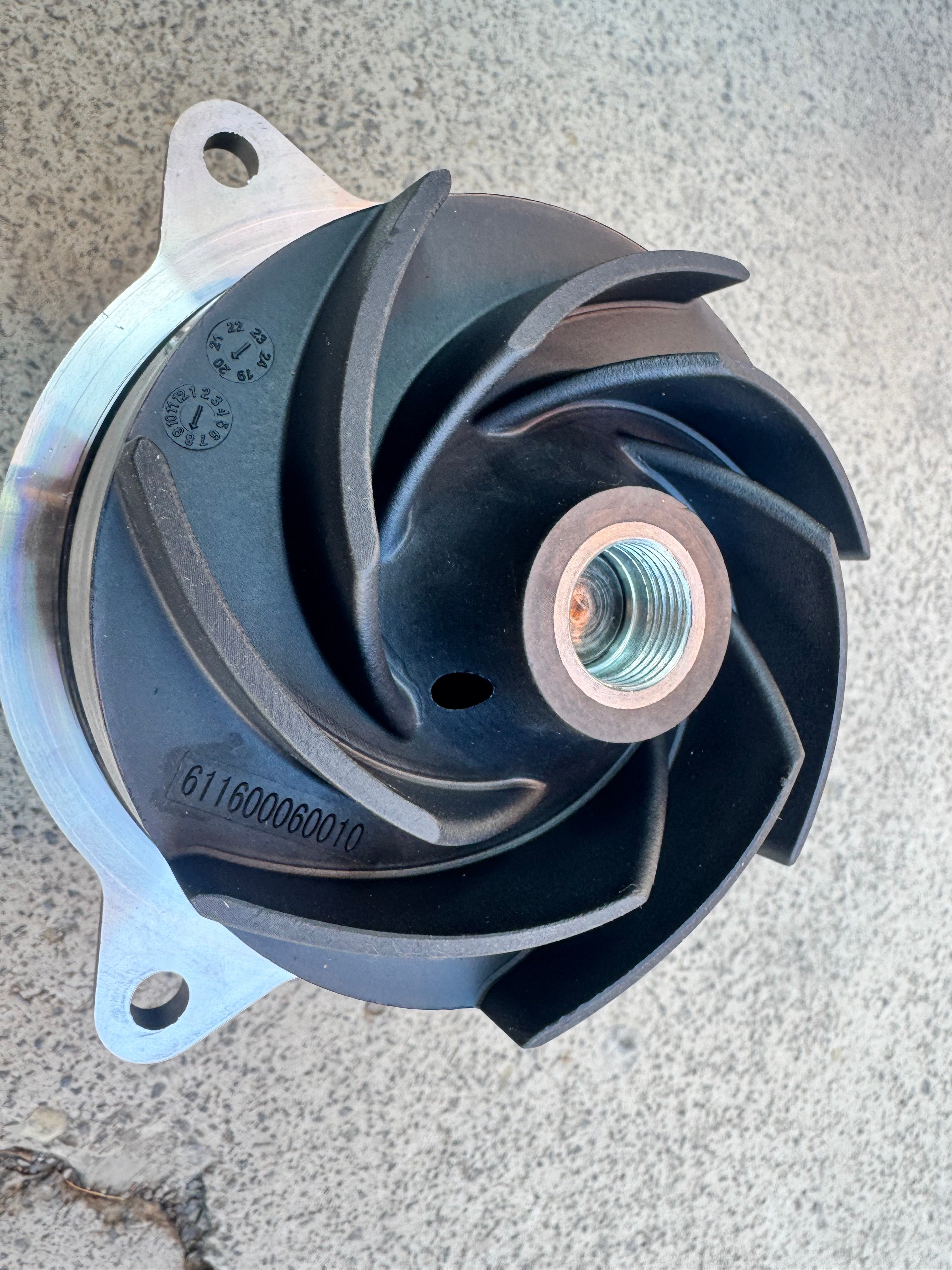 611600060010 Engine Water Pump OEM