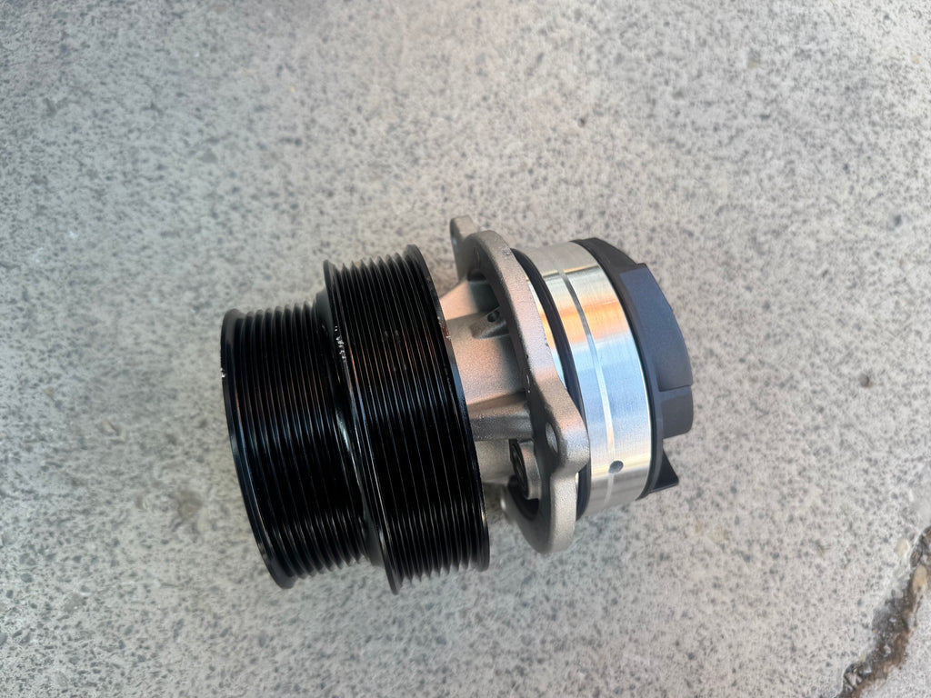 611600060010 Engine Water Pump OEM