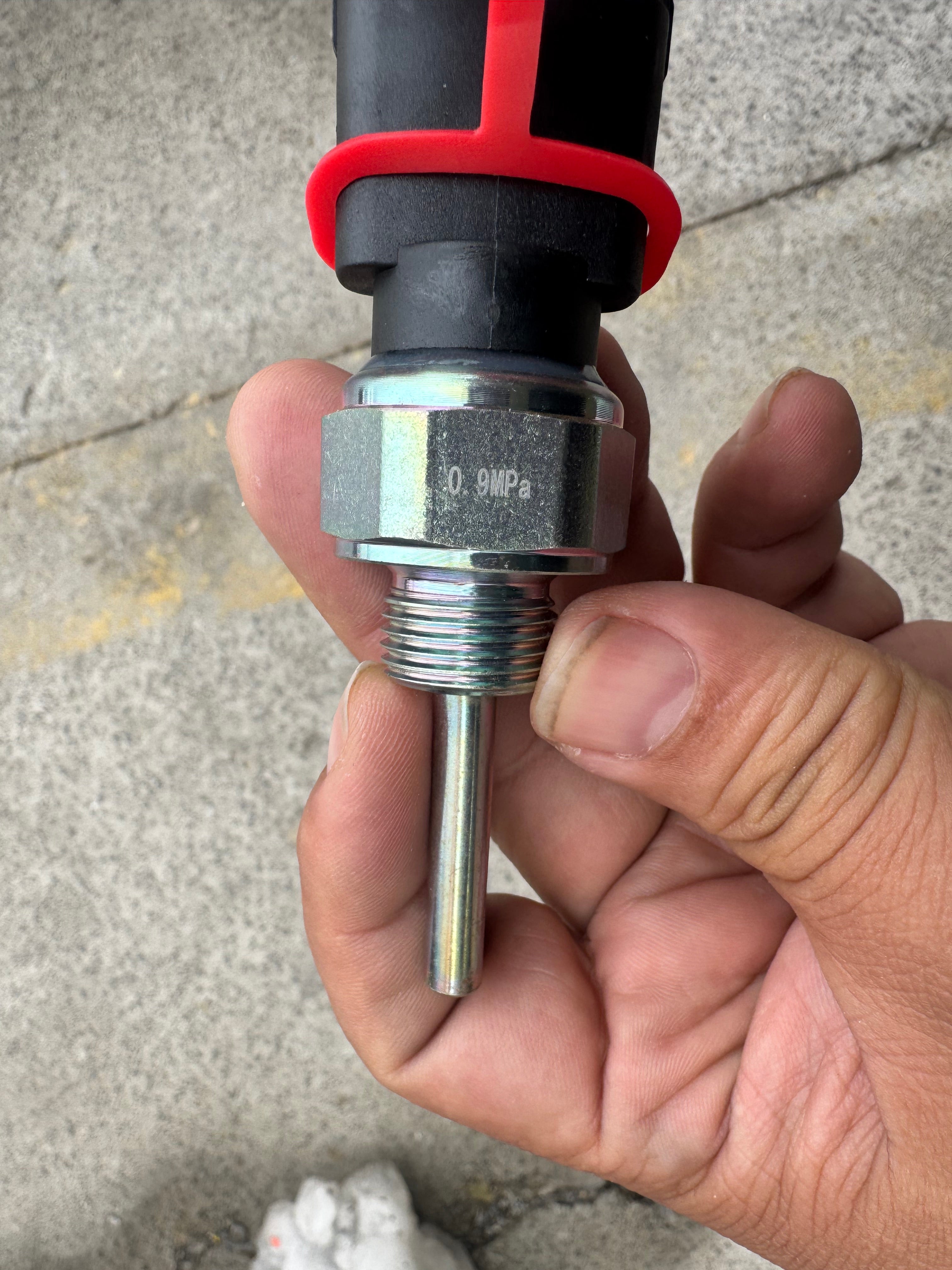 1001413692 Oil Pressure Sensor   OEM