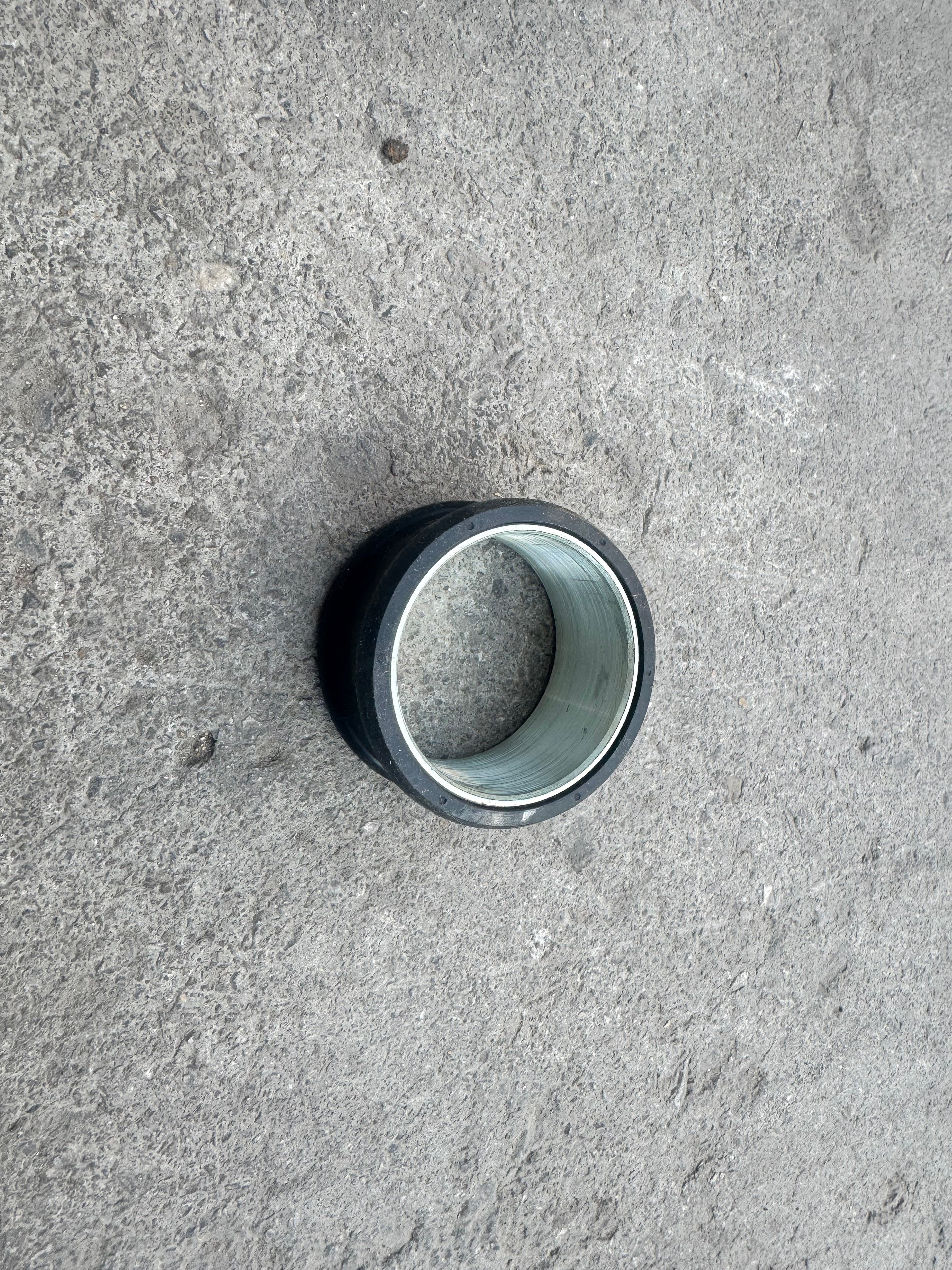 1001525479 Water outlet pipe bushing  OEM