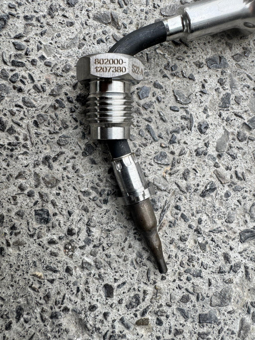 802000-1207380 EGR temperature sensor   OEM