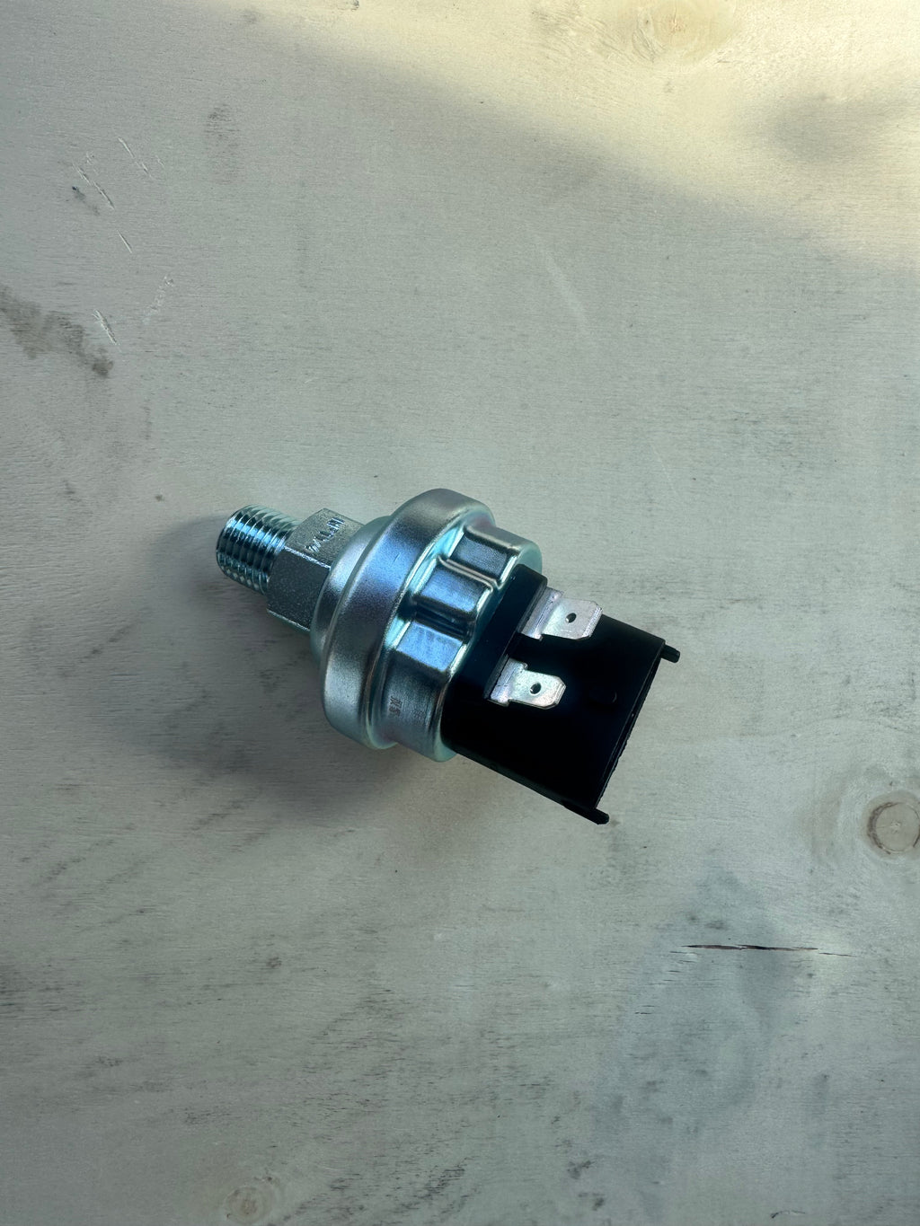 L4700-38231G0 Oil Pressure Sensor OEM