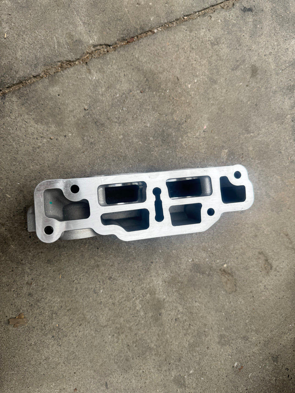 200V06404-0102 Thermostat Housing OEM