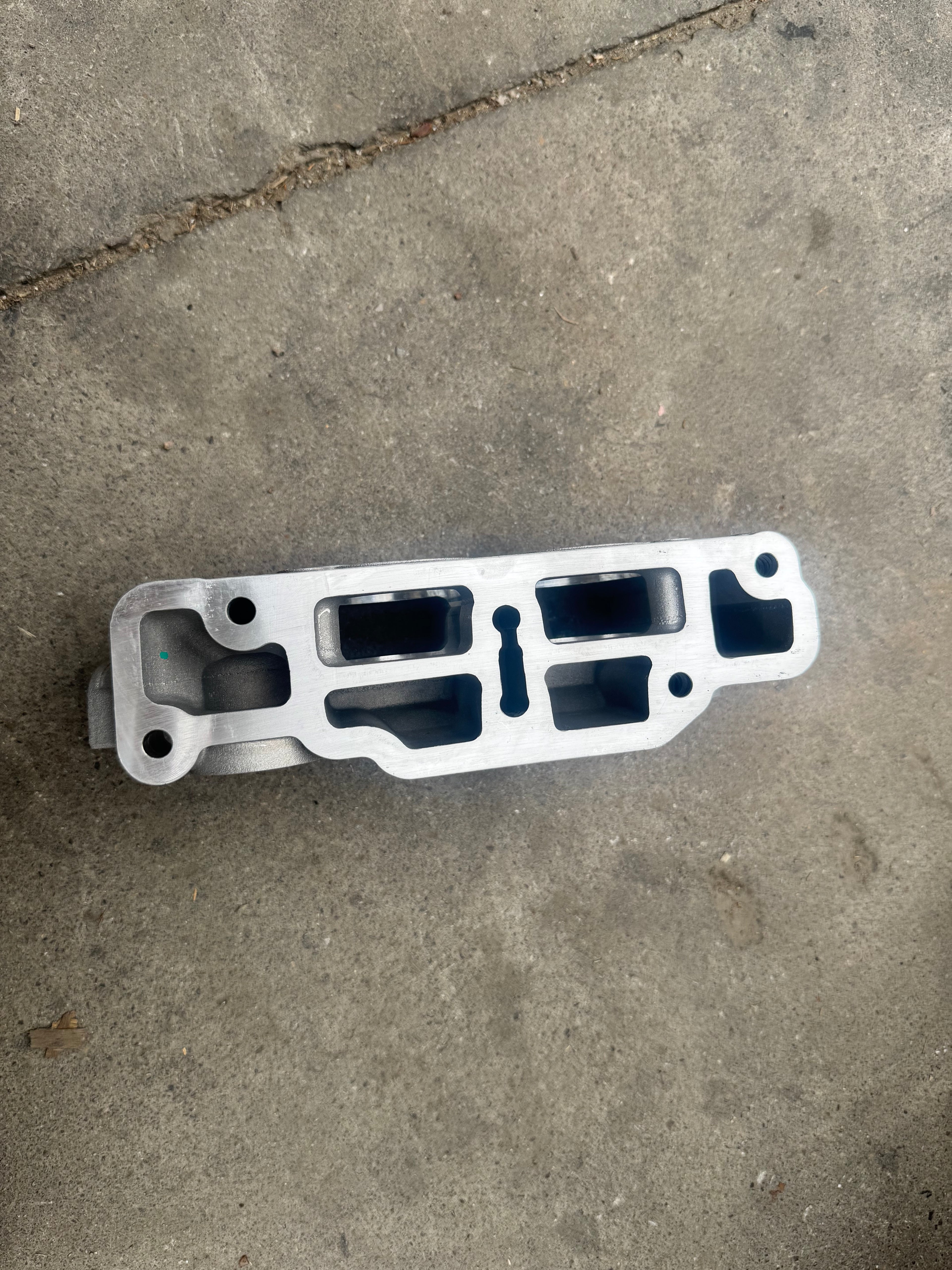 200V06404-0102 Thermostat Housing OEM