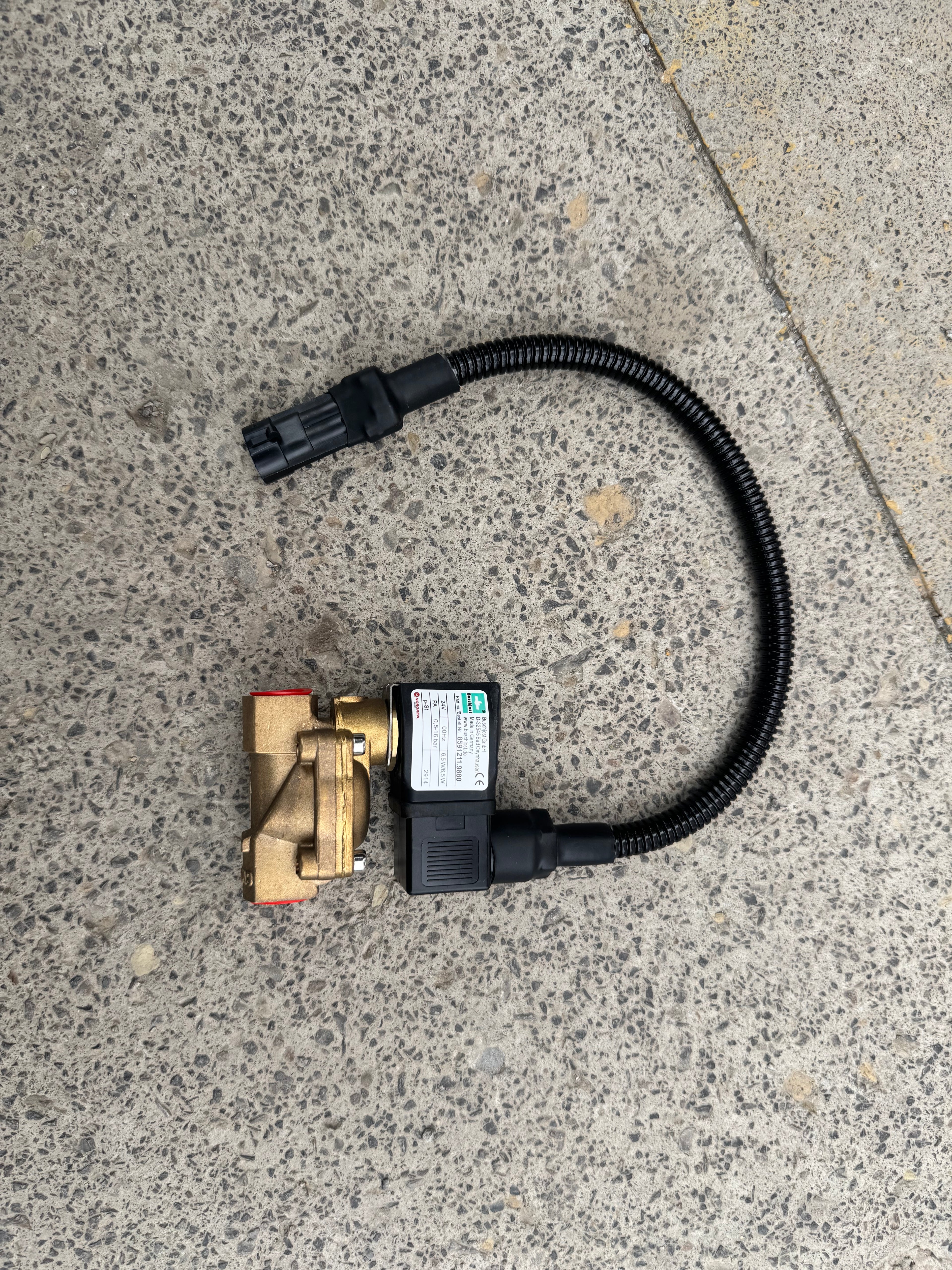 8591211.9880 VG1238110106 Low-pressure solenoid valve OEM