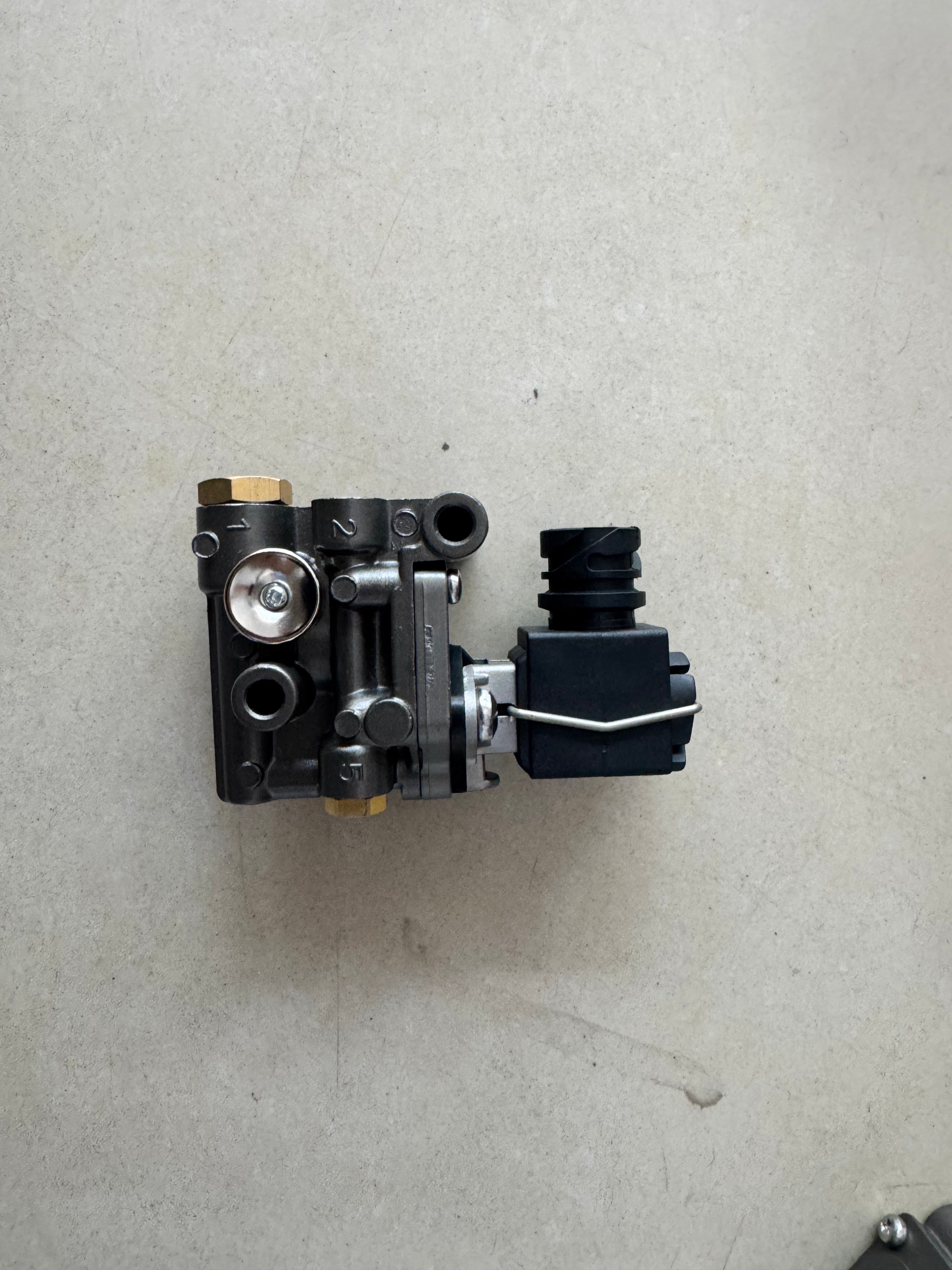 51.25902-0129 Exhaust Brake Valve OEM