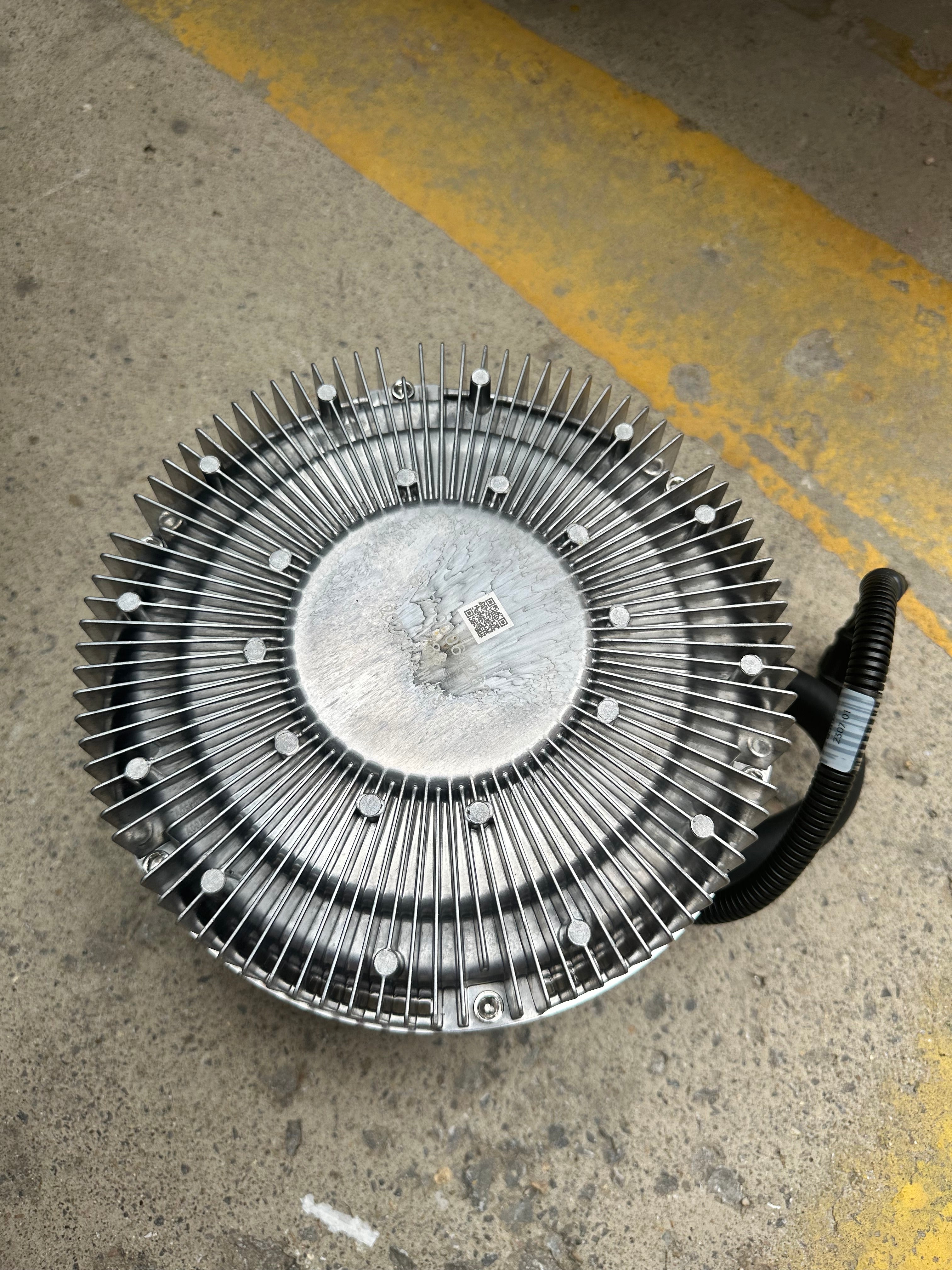 612600061263 Fan Clutch OEM