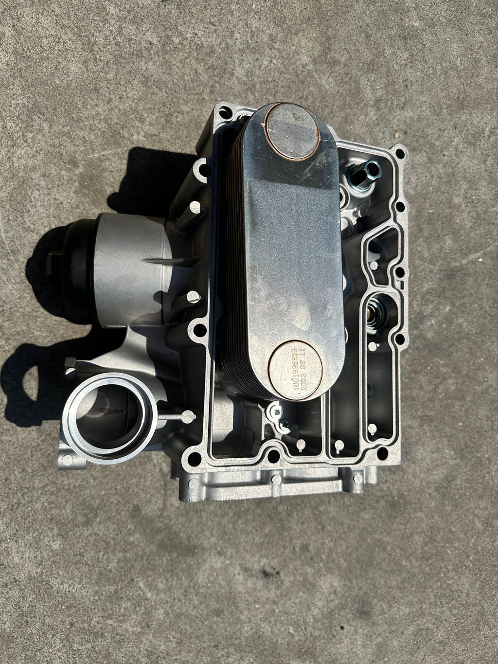 1001995520 1001995523 Oil Cooler Assembly OEM