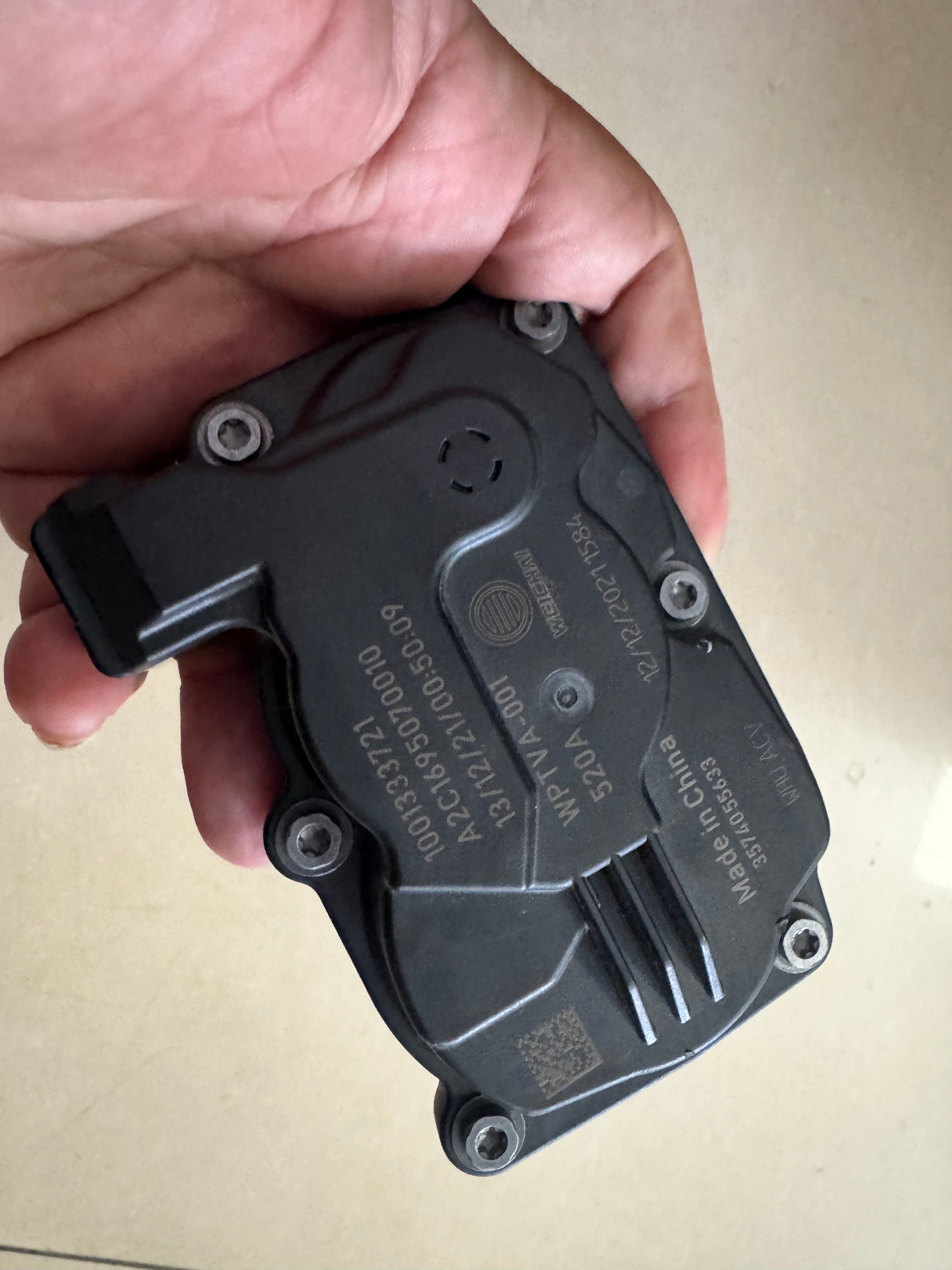 1001333721 Throttle OEM