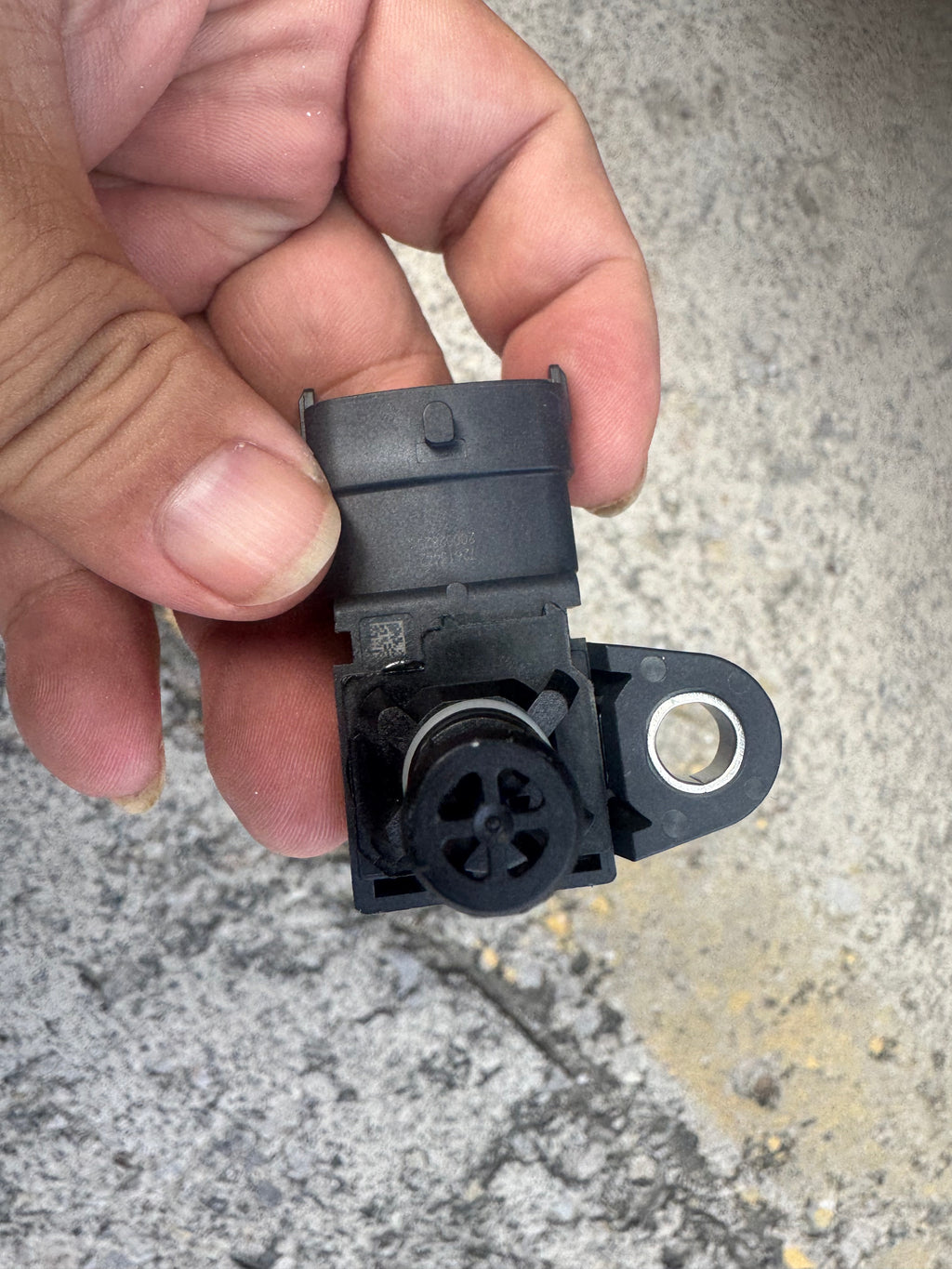 1002870099 Intake pressure and temperature sensor OEM