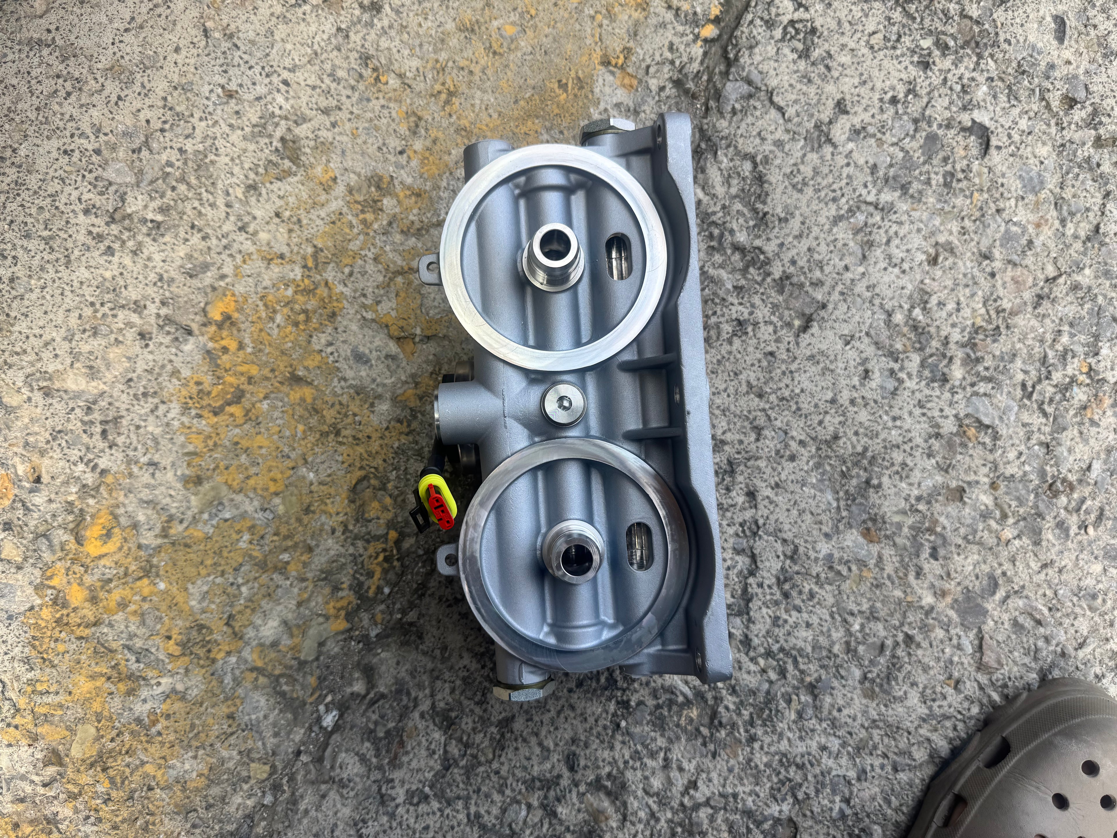 1000750104 Electric fuel delivery pump assembly OEM