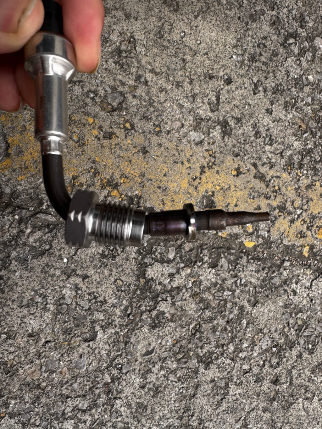 610800111168 EGR temperature sensor OEM