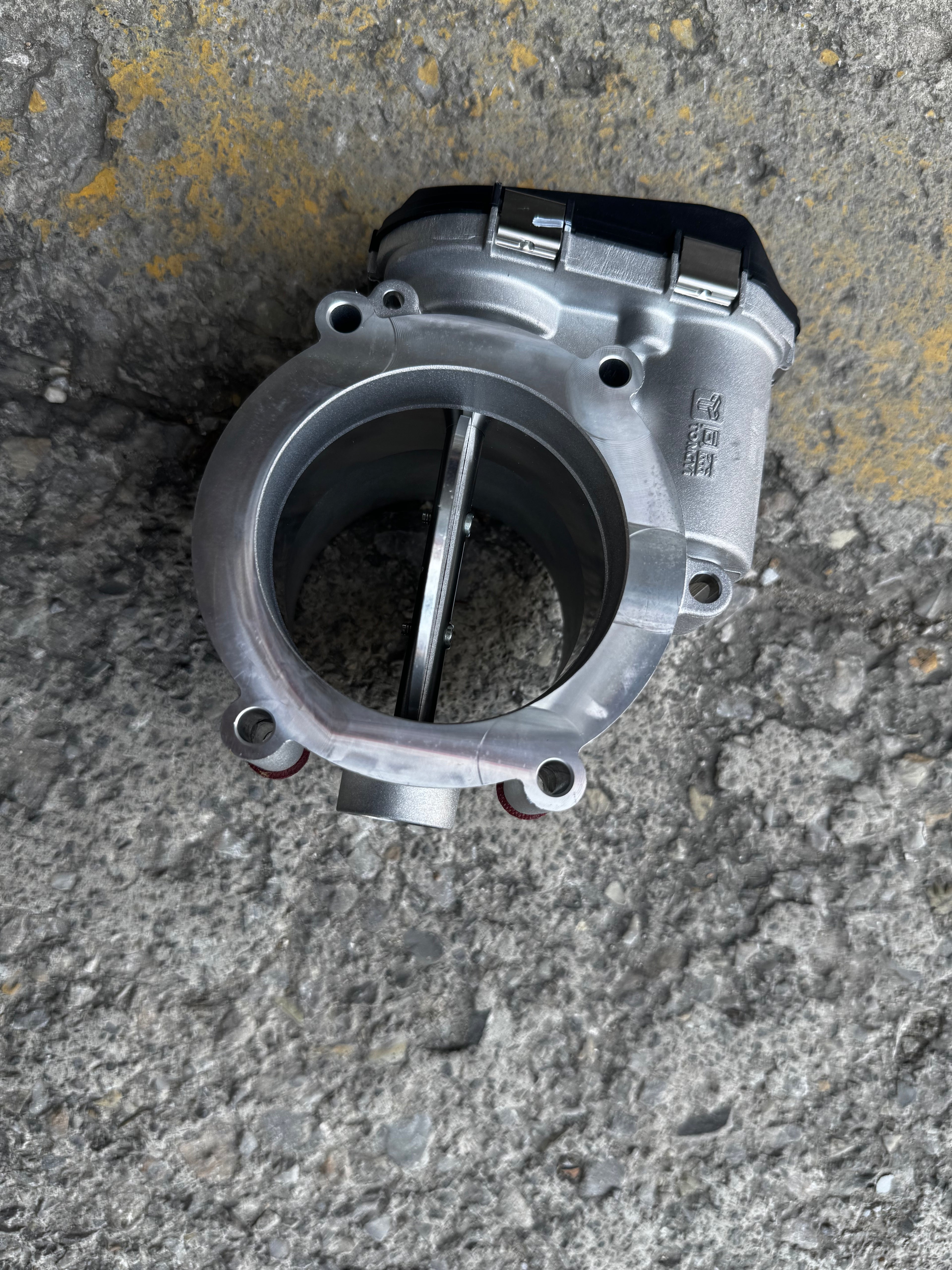 611600110001 Throttle OEM