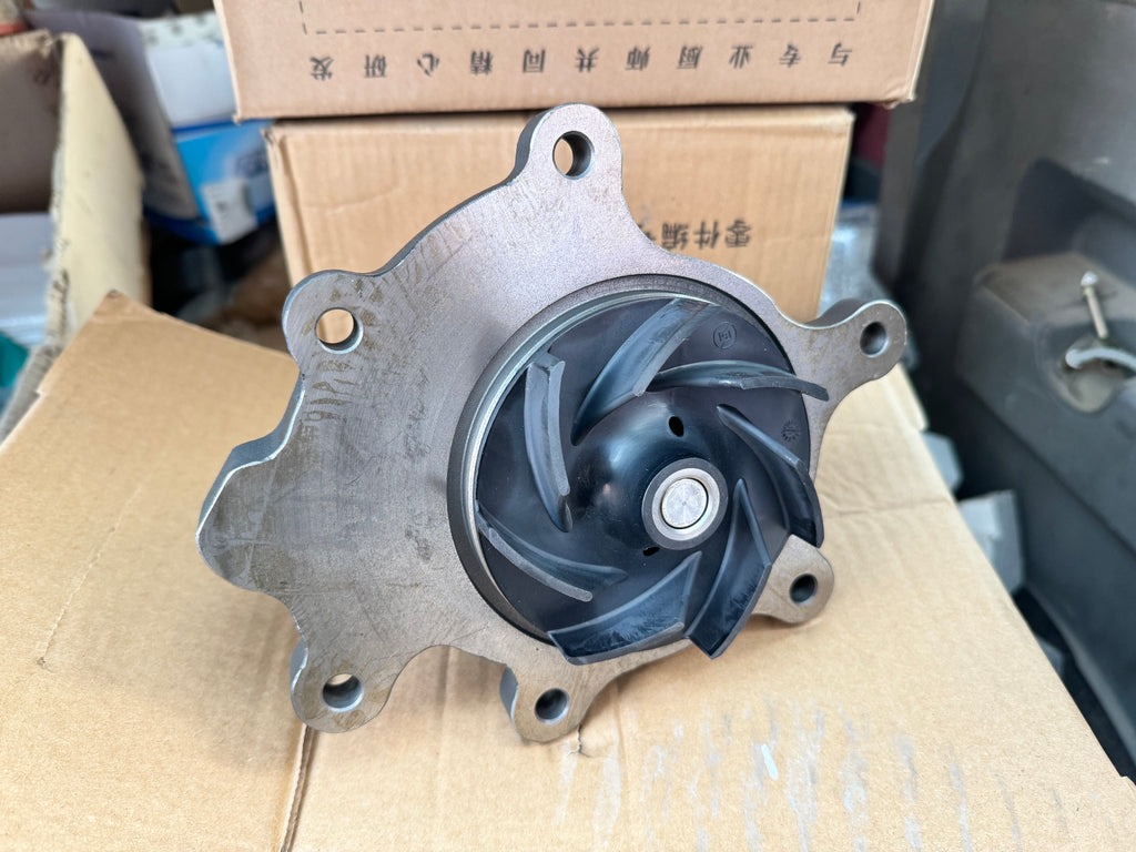 1000181443 Engine Water Pump OEM