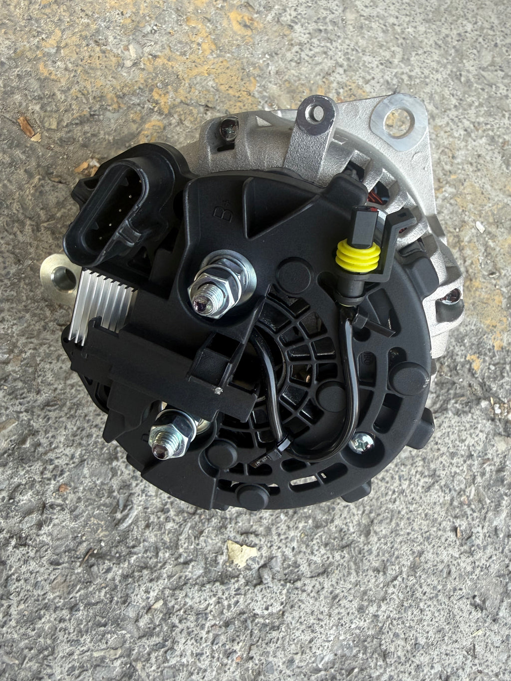 ACG2915YN16AJ 28V 150A Generator OEM