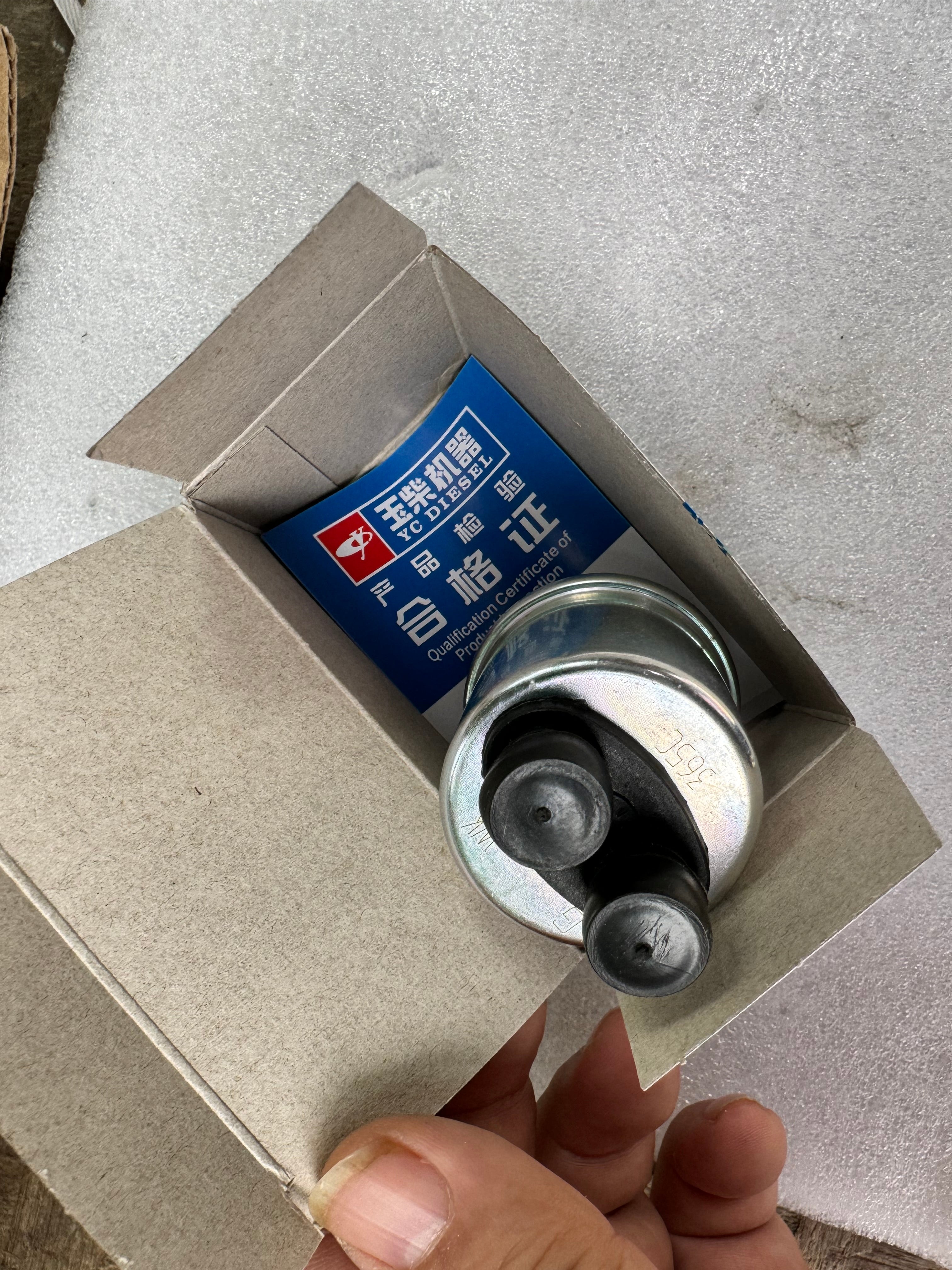 365C-3800030 Oil Pressure Sensor OEM