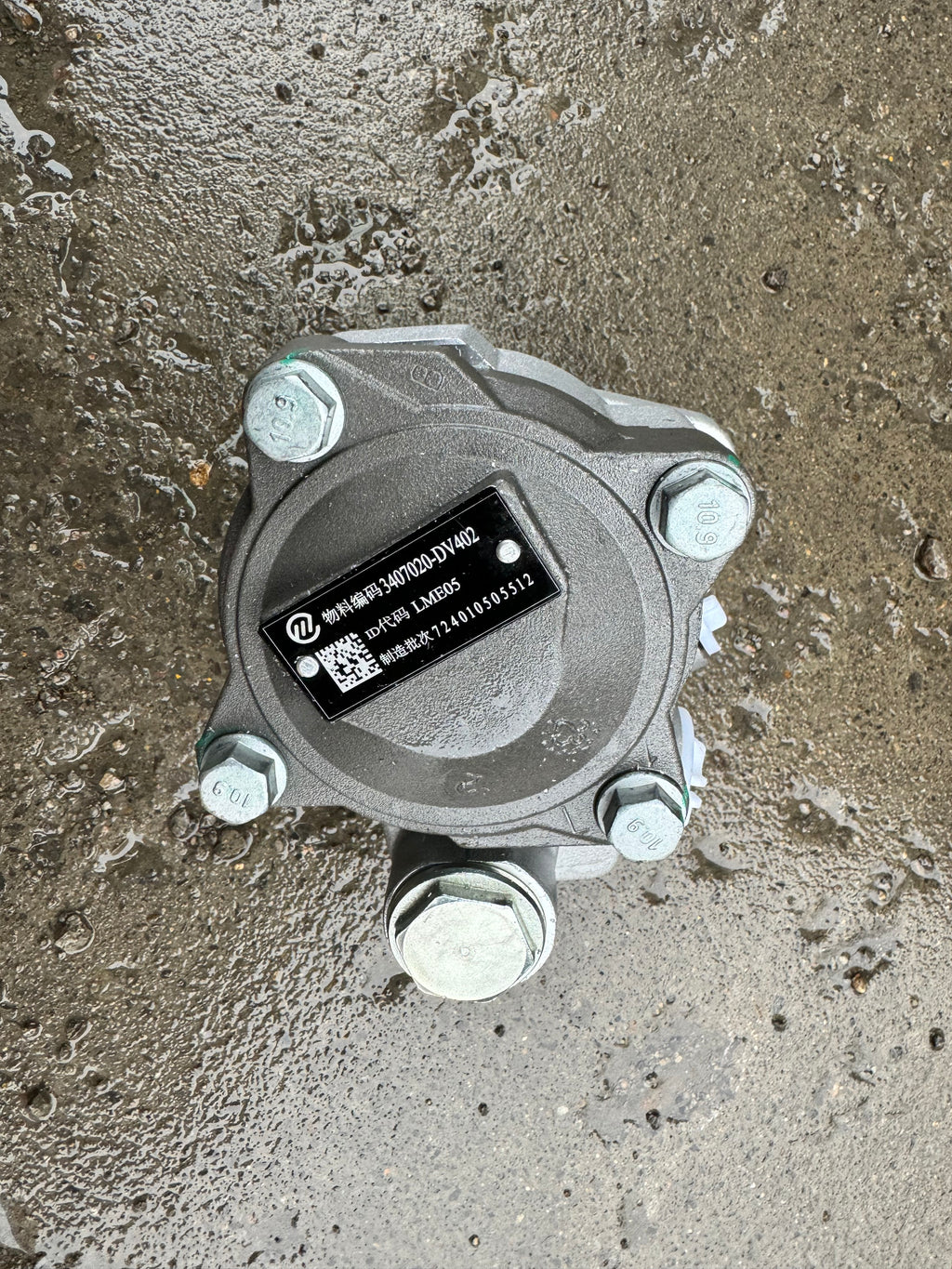 3407020-DV402 steering assist pump OEM