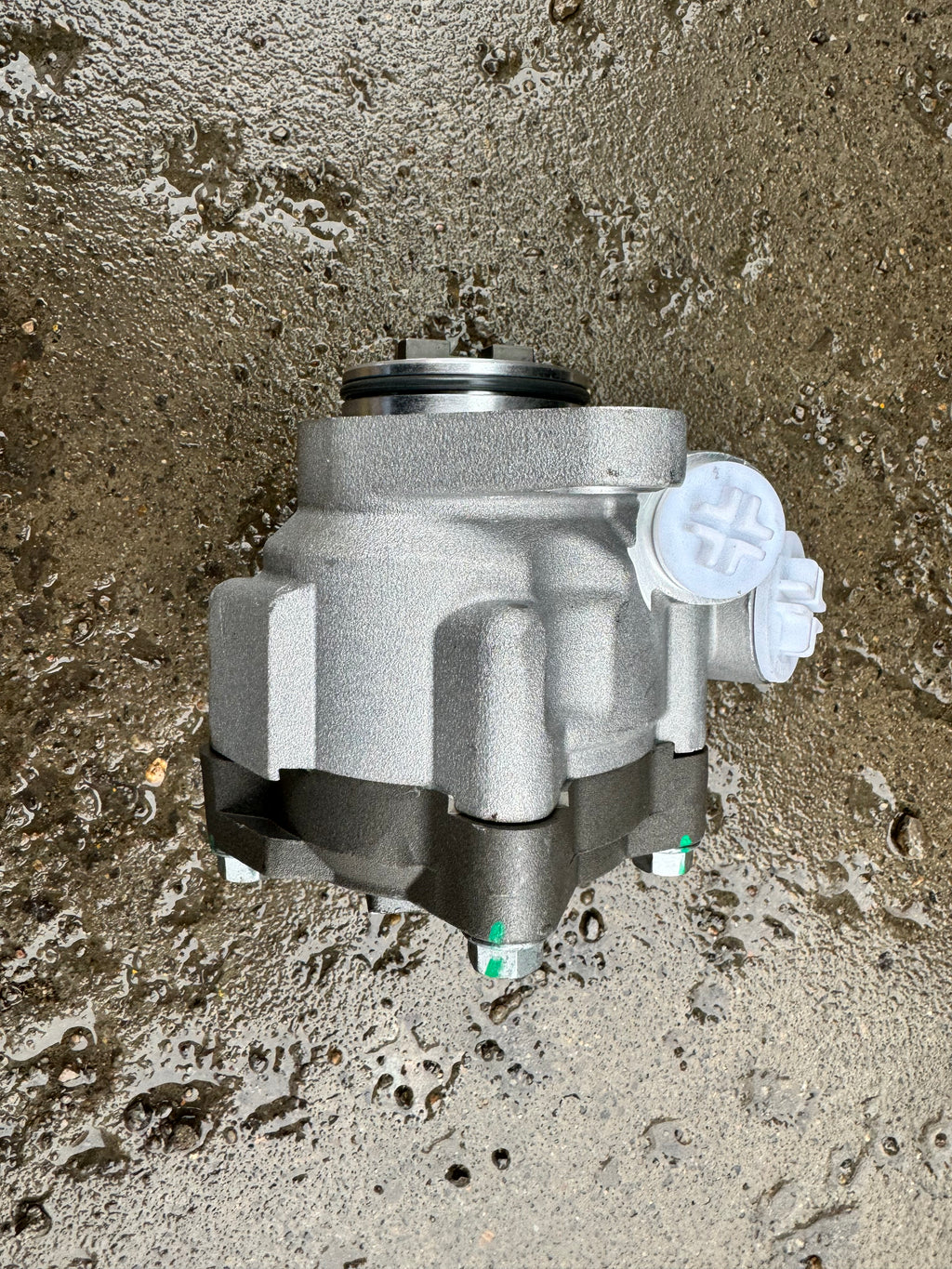 3407020-DV402 steering assist pump OEM