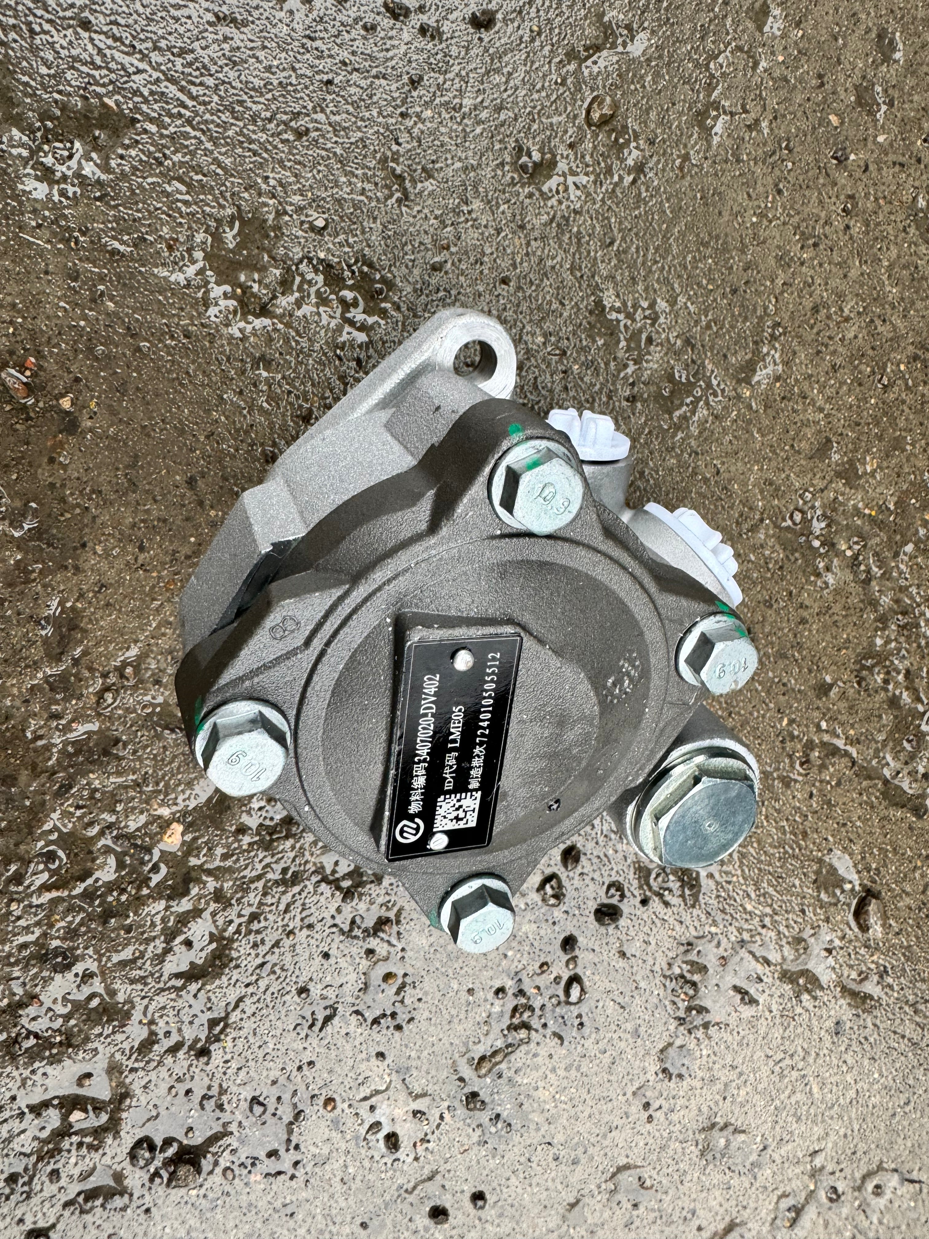 3407020-DV402 steering assist pump OEM