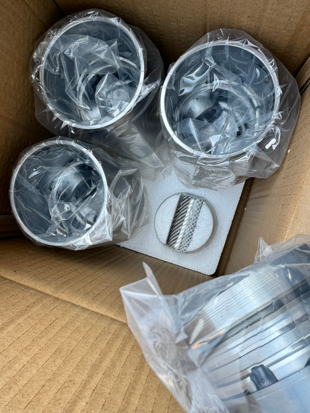 1004022FA300 piston cylinder liner assembly OEM