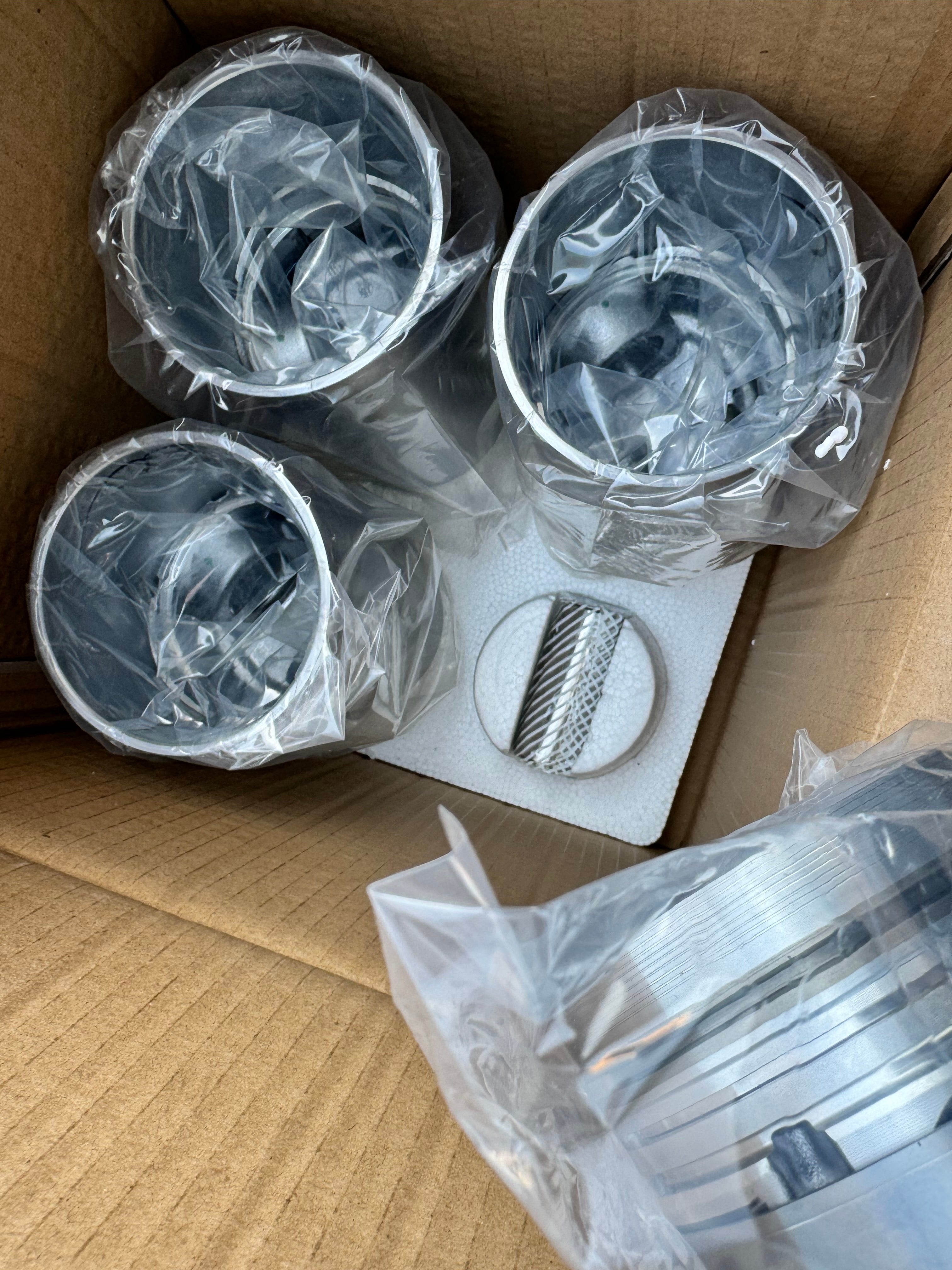 1004022FA300 piston cylinder liner assembly OEM