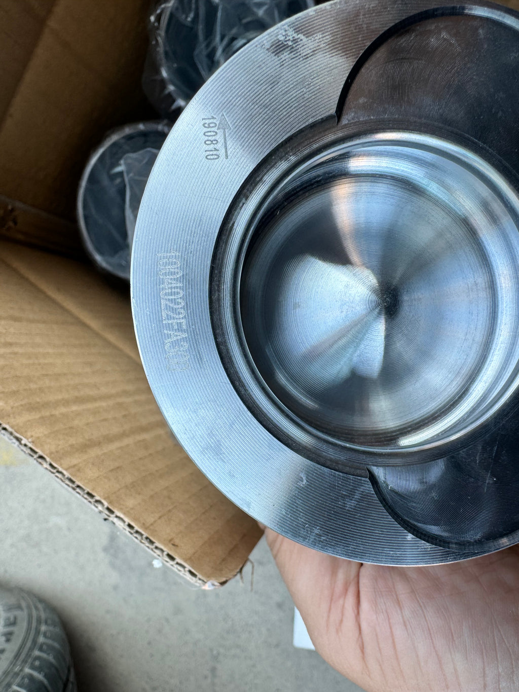 1004022FA300 piston cylinder liner assembly OEM