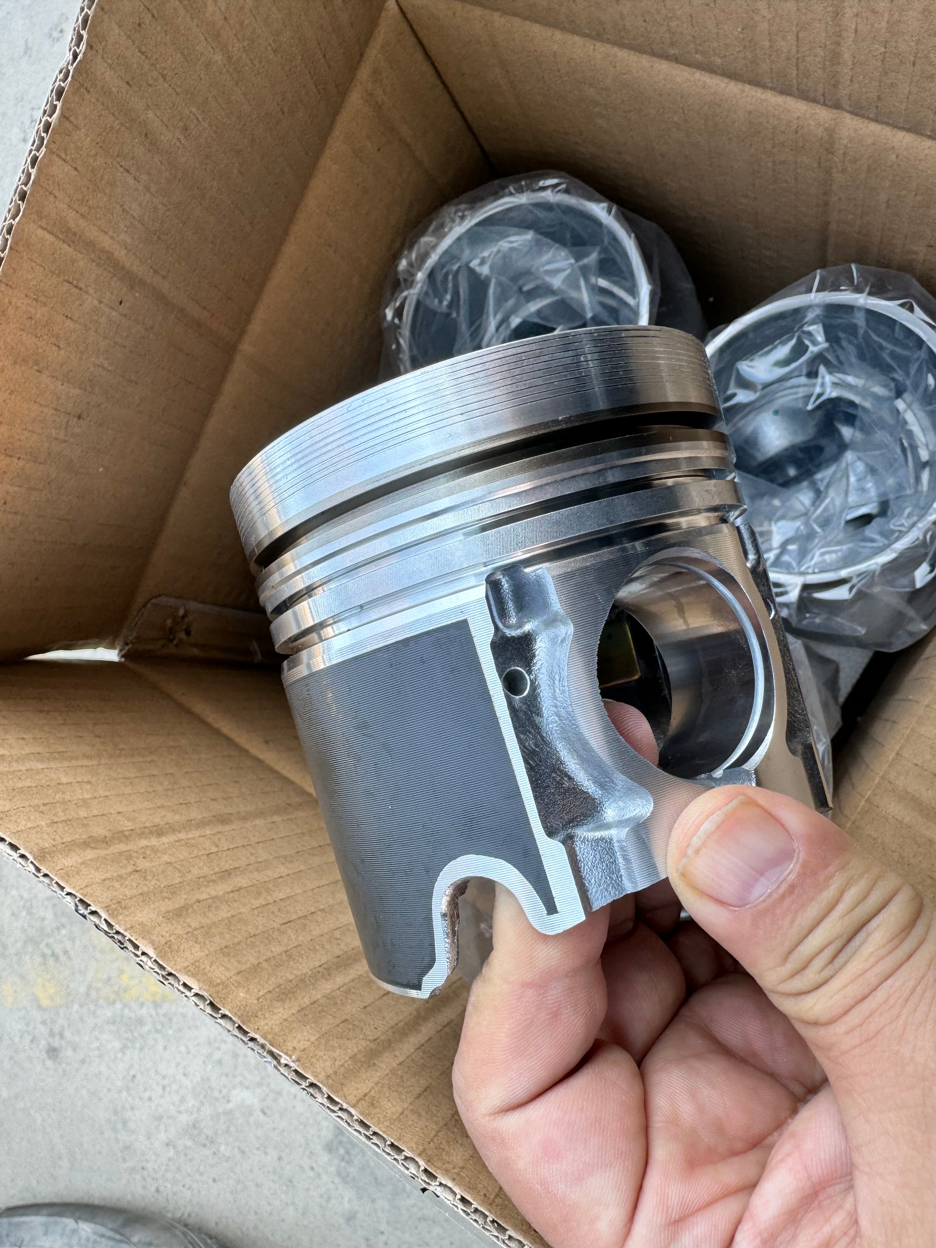 1004022FA300 piston cylinder liner assembly OEM