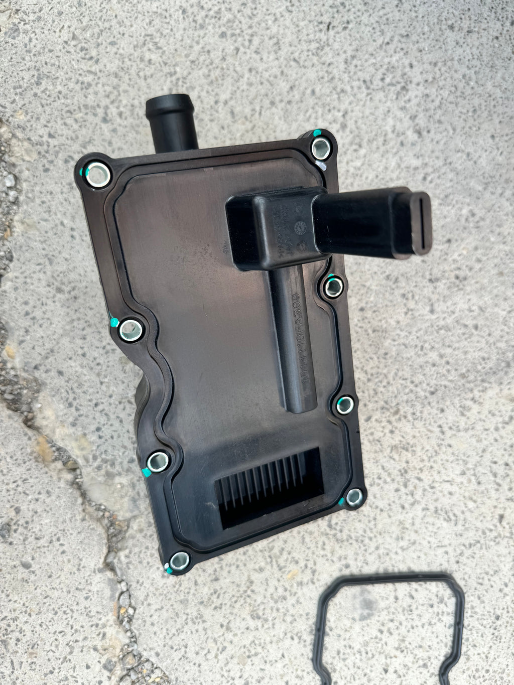 OEM 1014120FA300 engine exhaust respirator