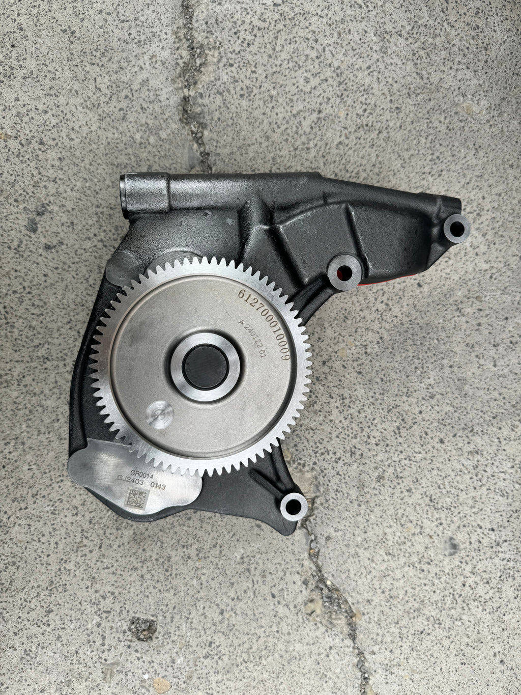 612700010009 oil pump OEM