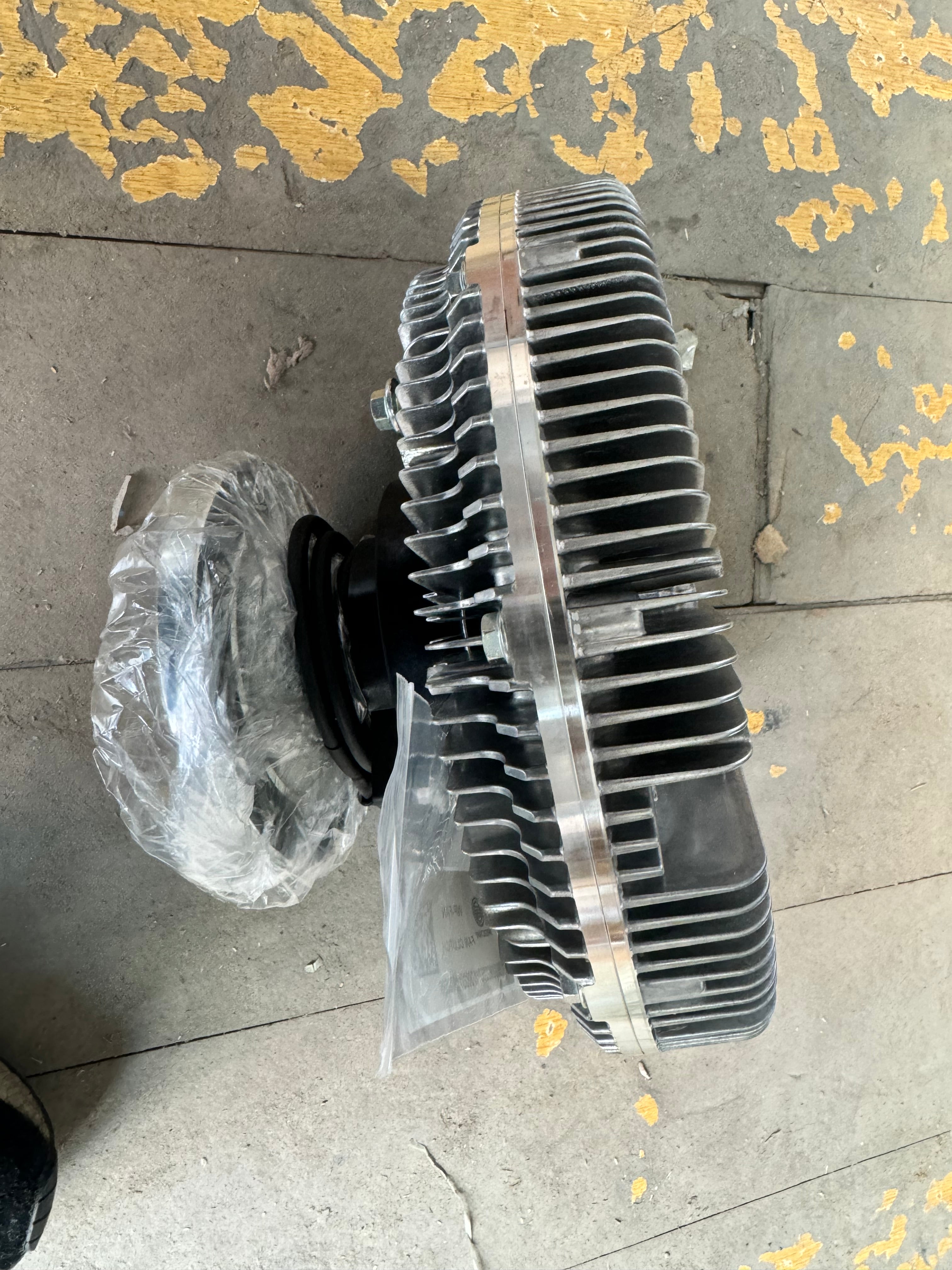 612600062253 Fan Clutch Assembly OEM