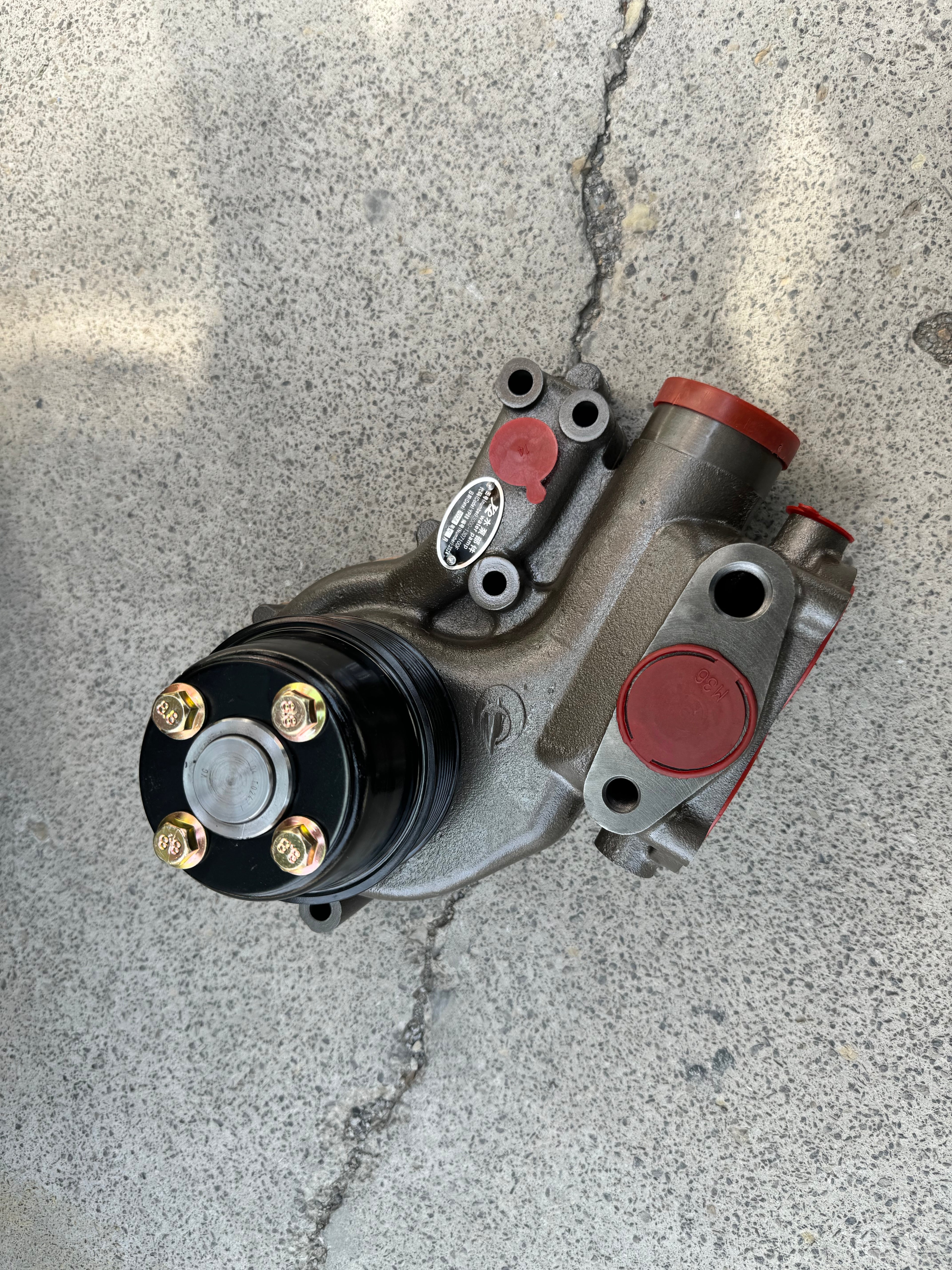 L3000-1307100F engine water pump OEM