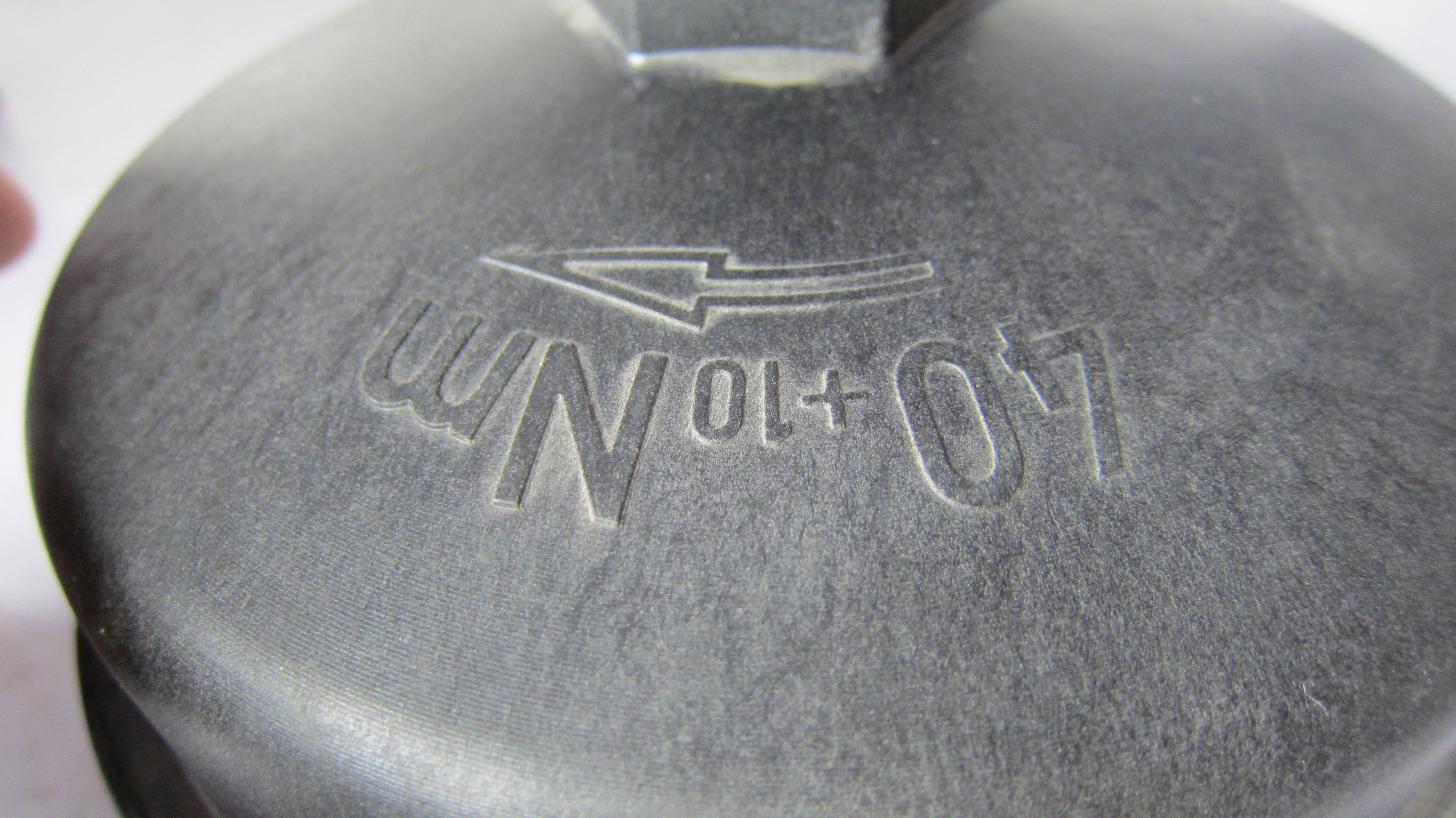 1001952611 Fuel Filter Cover OEM