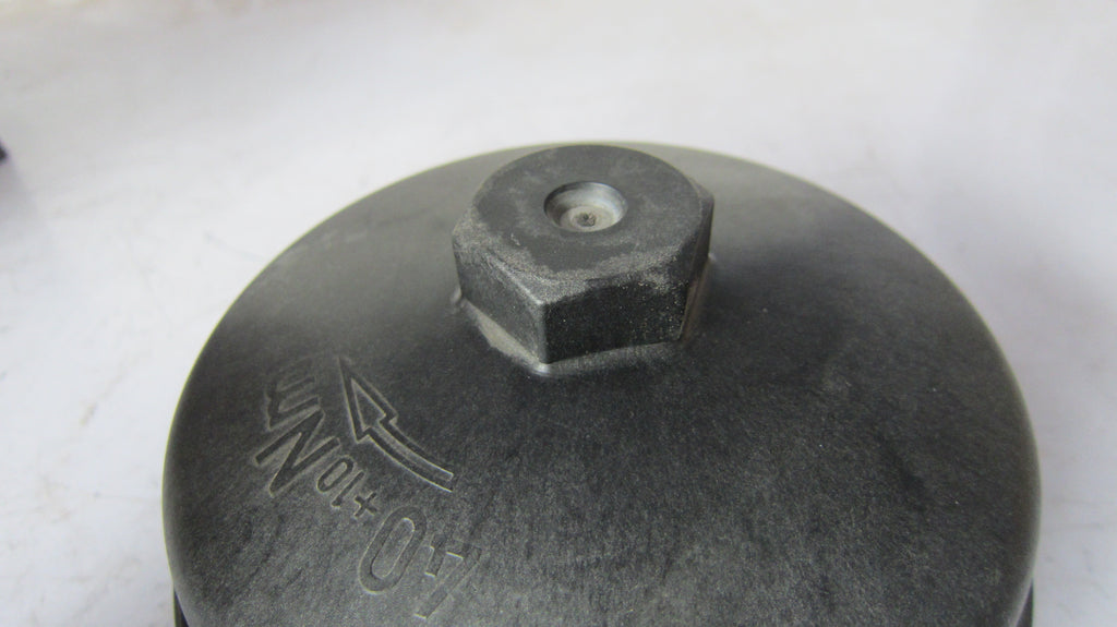 1001952611 Fuel Filter Cover OEM
