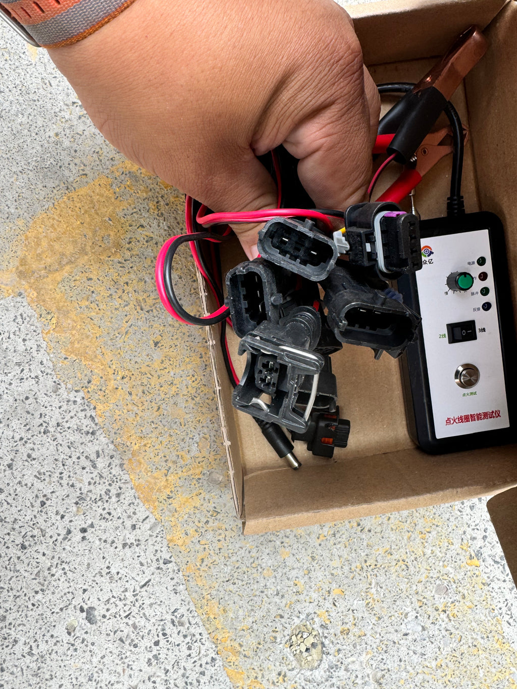 Natural gas ignition coil testing equipment