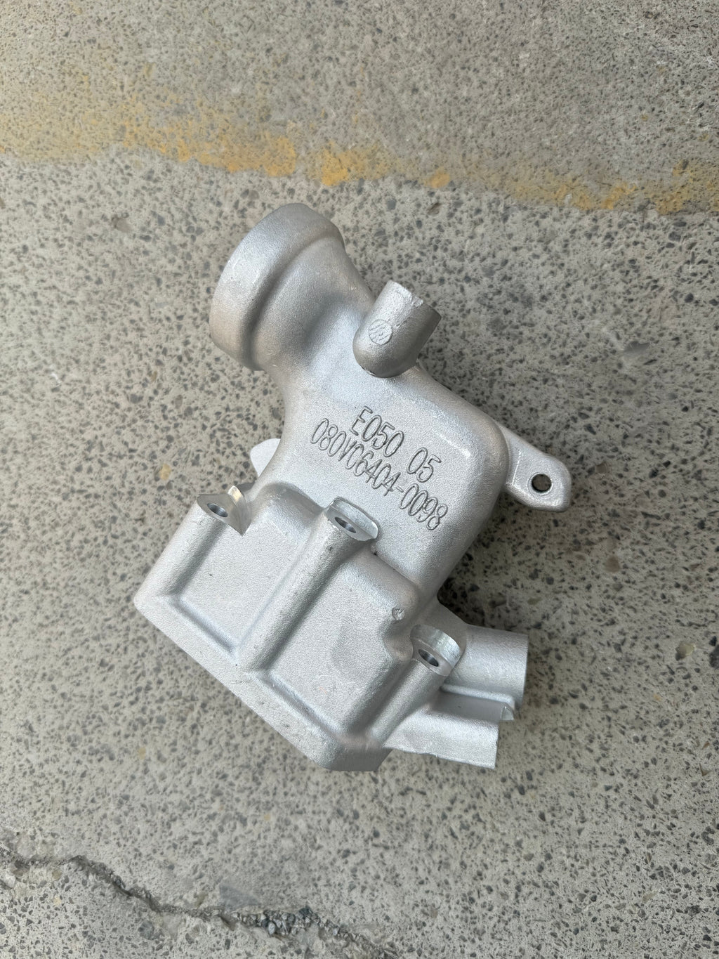 080V06404-0098 Thermostat Housing OEM