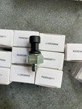 P00000360111 Oil Pressure Sensor OEM