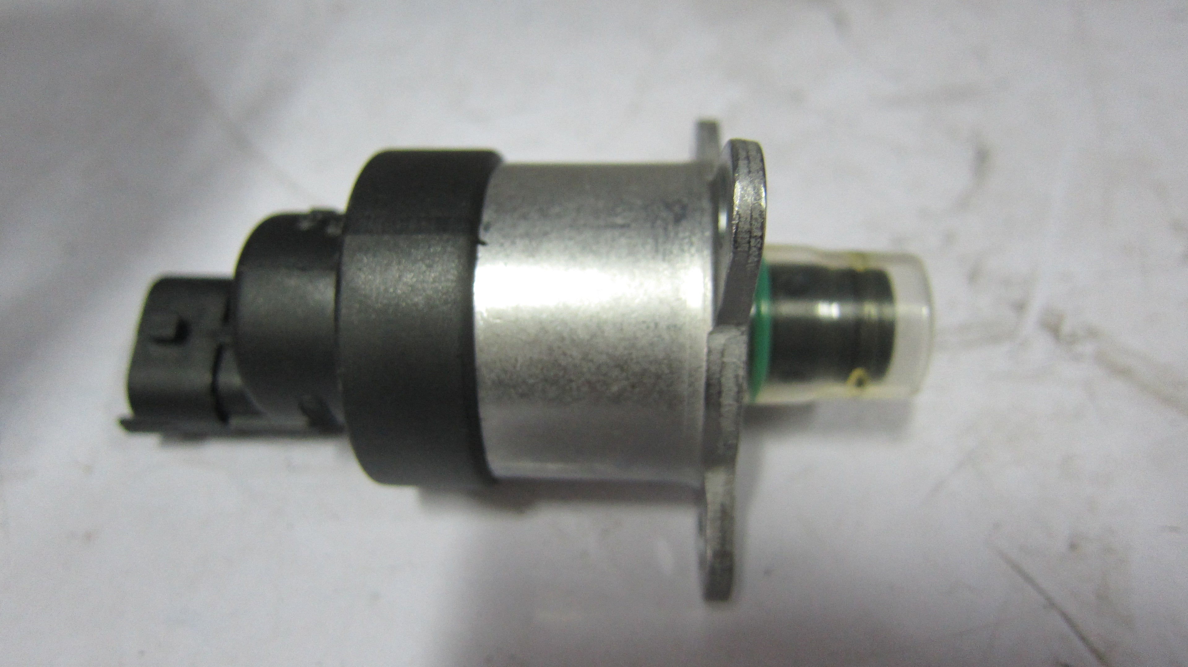 200V11103-0002 0928400746 0928400705 Flow metering unit OEM