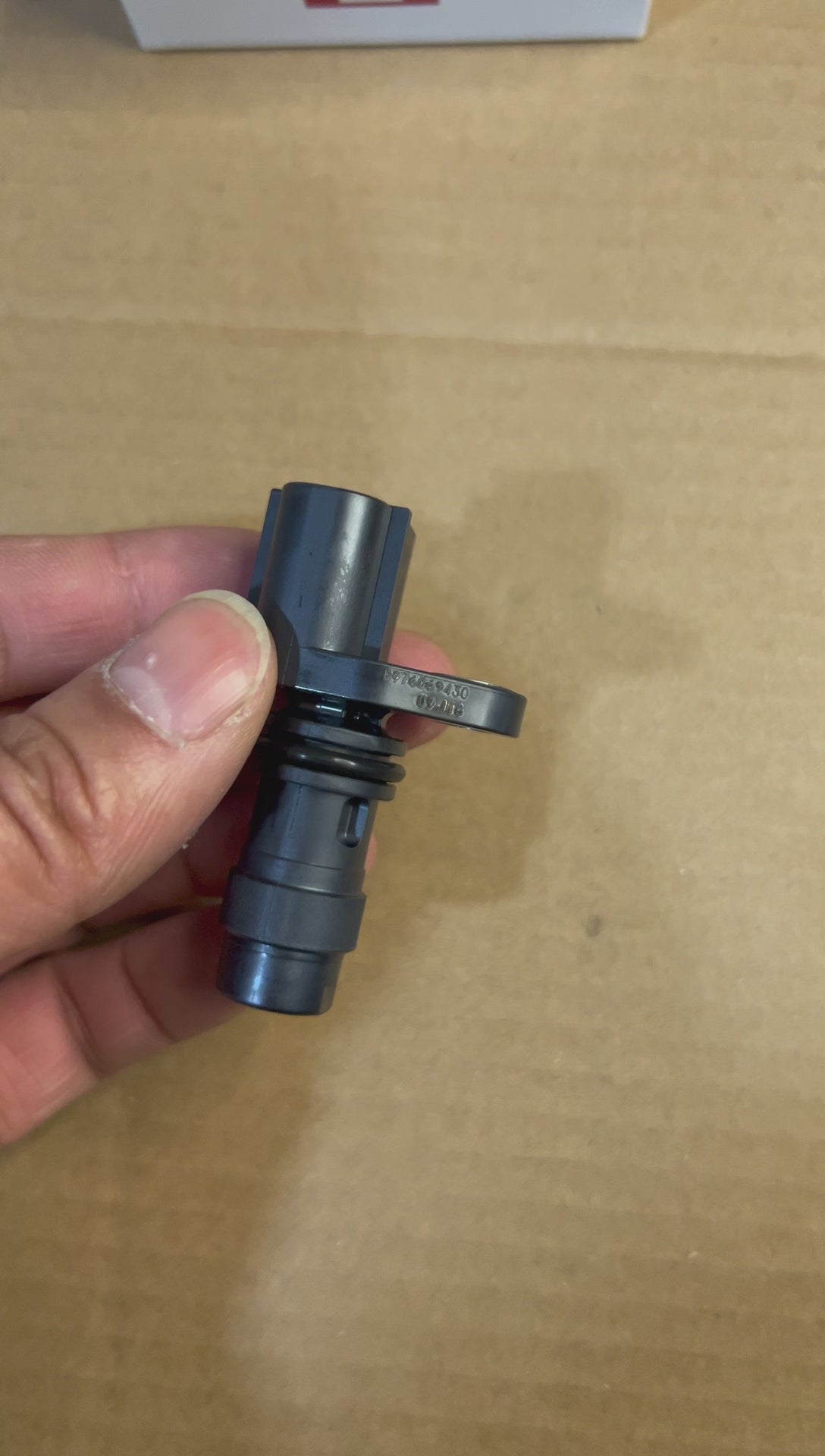 8-97606943-0 crankshaft sensor OEM