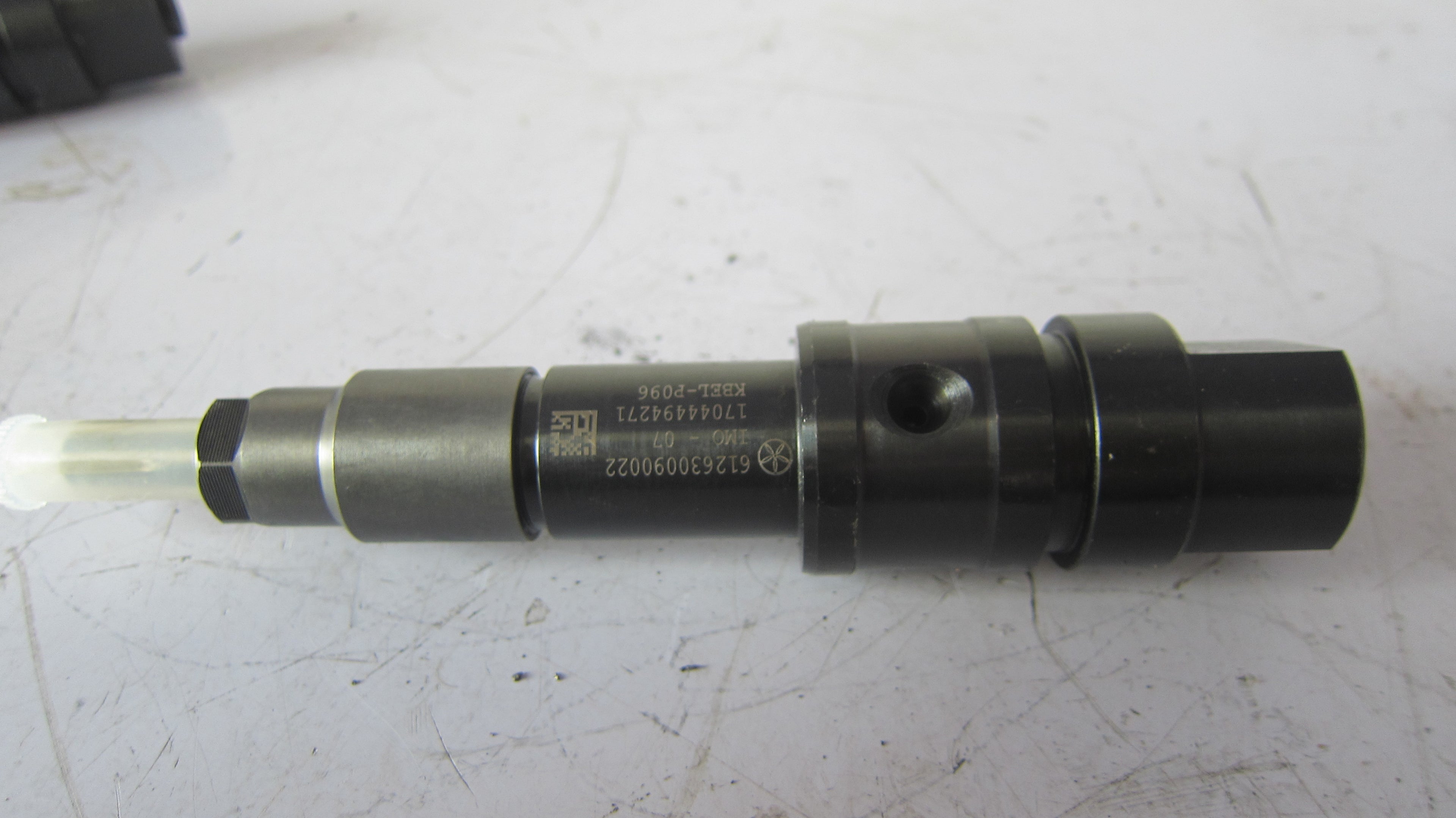 612630090022 Fuel Injector Assembly OEM